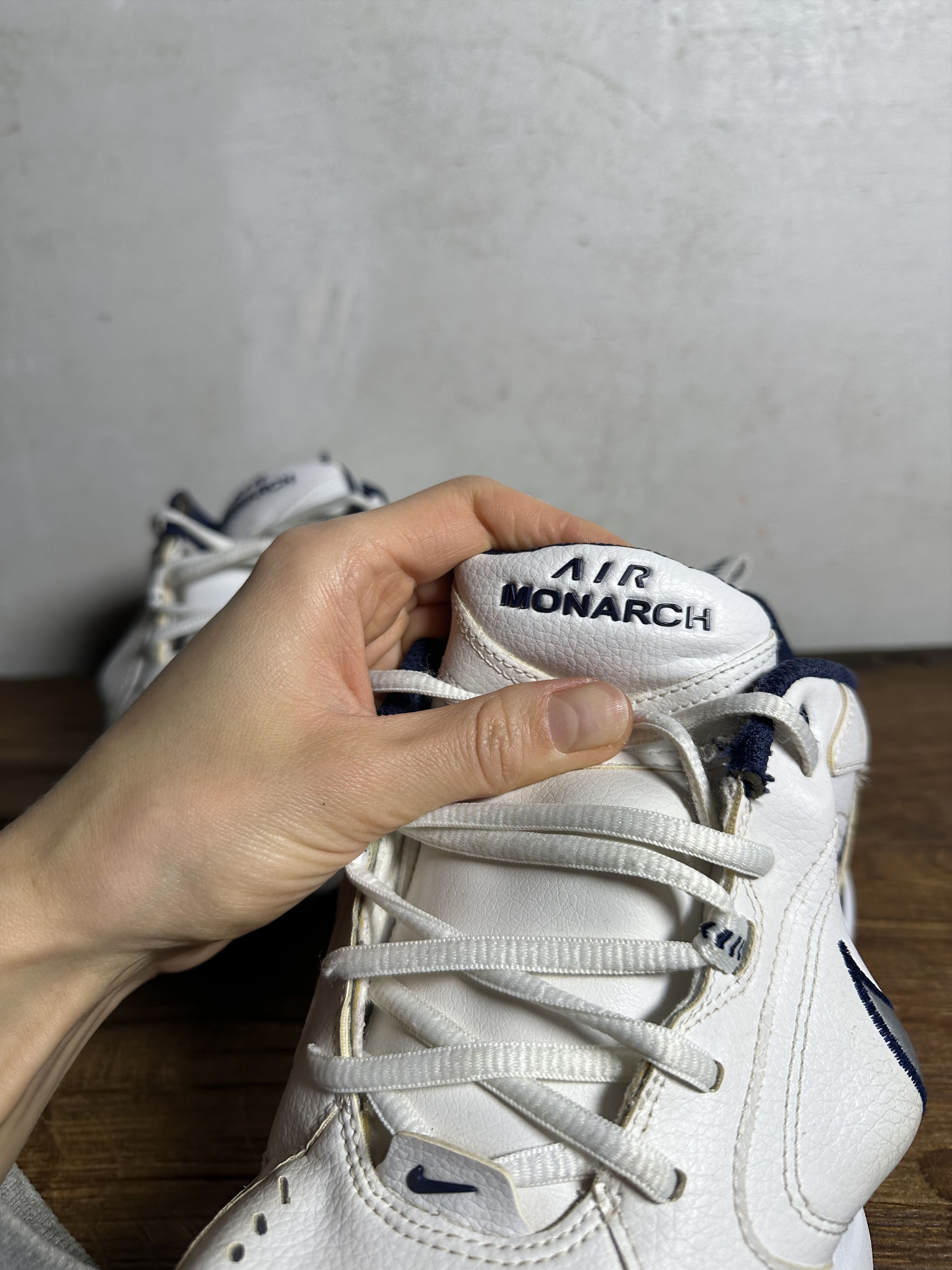 Martine Rose × Nike Nike Martine Rose Air Monarch IV White Navy Size US 7 / EU 40 - 9 Thumbnail