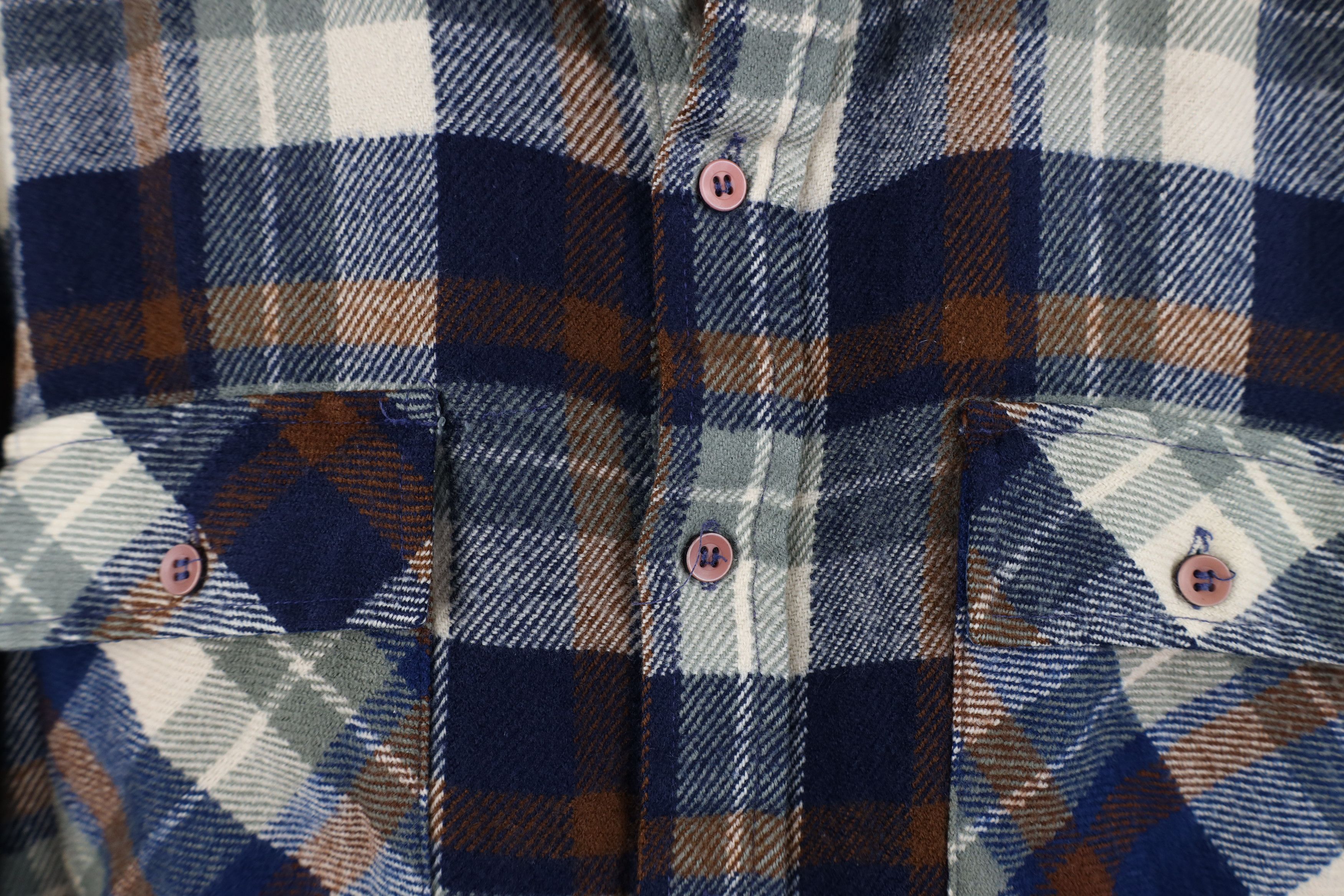 Vintage Vintage 70s Streetwear Knit Flannel Board Button Shirt Size US M / EU 48-50 / 2 - 5 Thumbnail