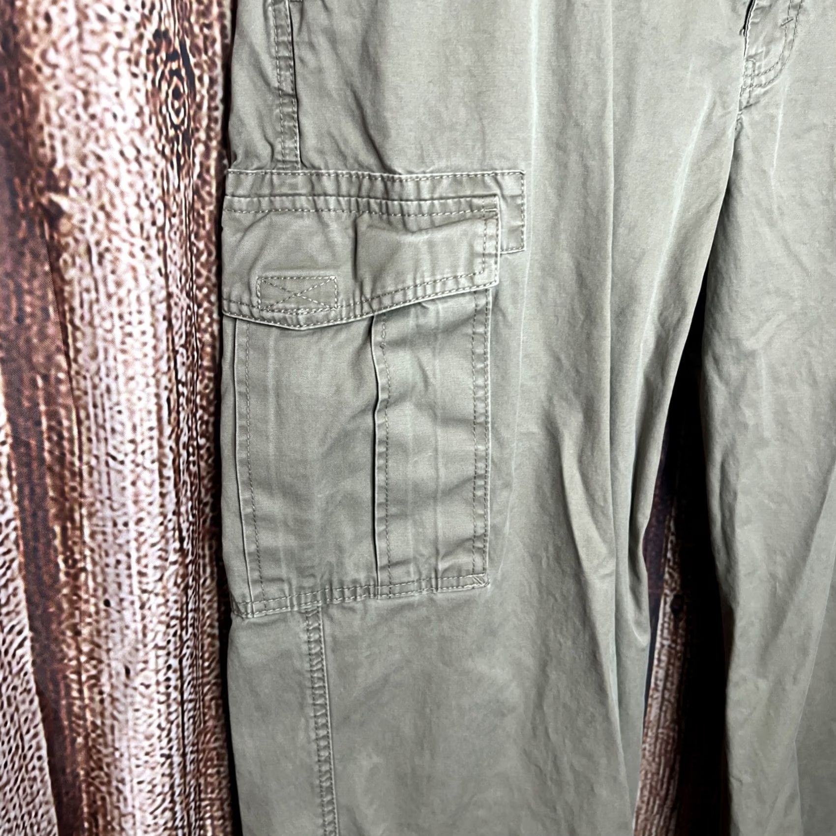 Eddie Bauer Eddie Bauer Pants Men 42 Cargo Straight Leg Regular Inseam 29 Beige Cotton Military Utility Gap Heritage Style? Size US 42 / EU 58 - 2 Thumbnail