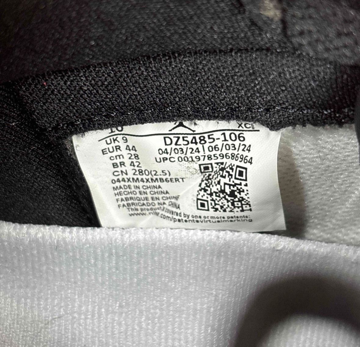 Jordan Brand Size 10 -Jordan 1 High Black Toe Reimagined Worn Once No Box Size US 10 / EU 43 - 8 Thumbnail