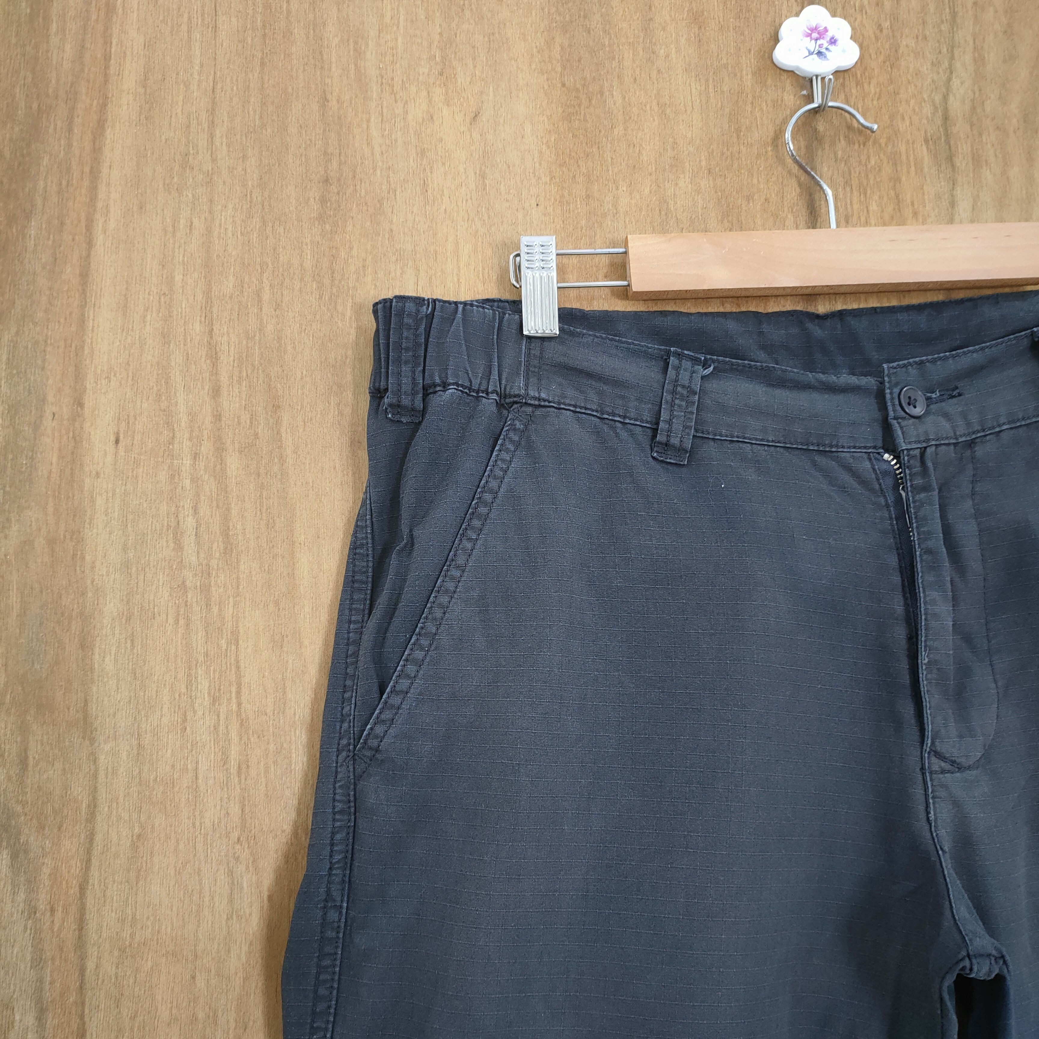 Adidas ADIDAS BLACK CARGO PANTS Size US 34 / EU 50 - 5 Thumbnail