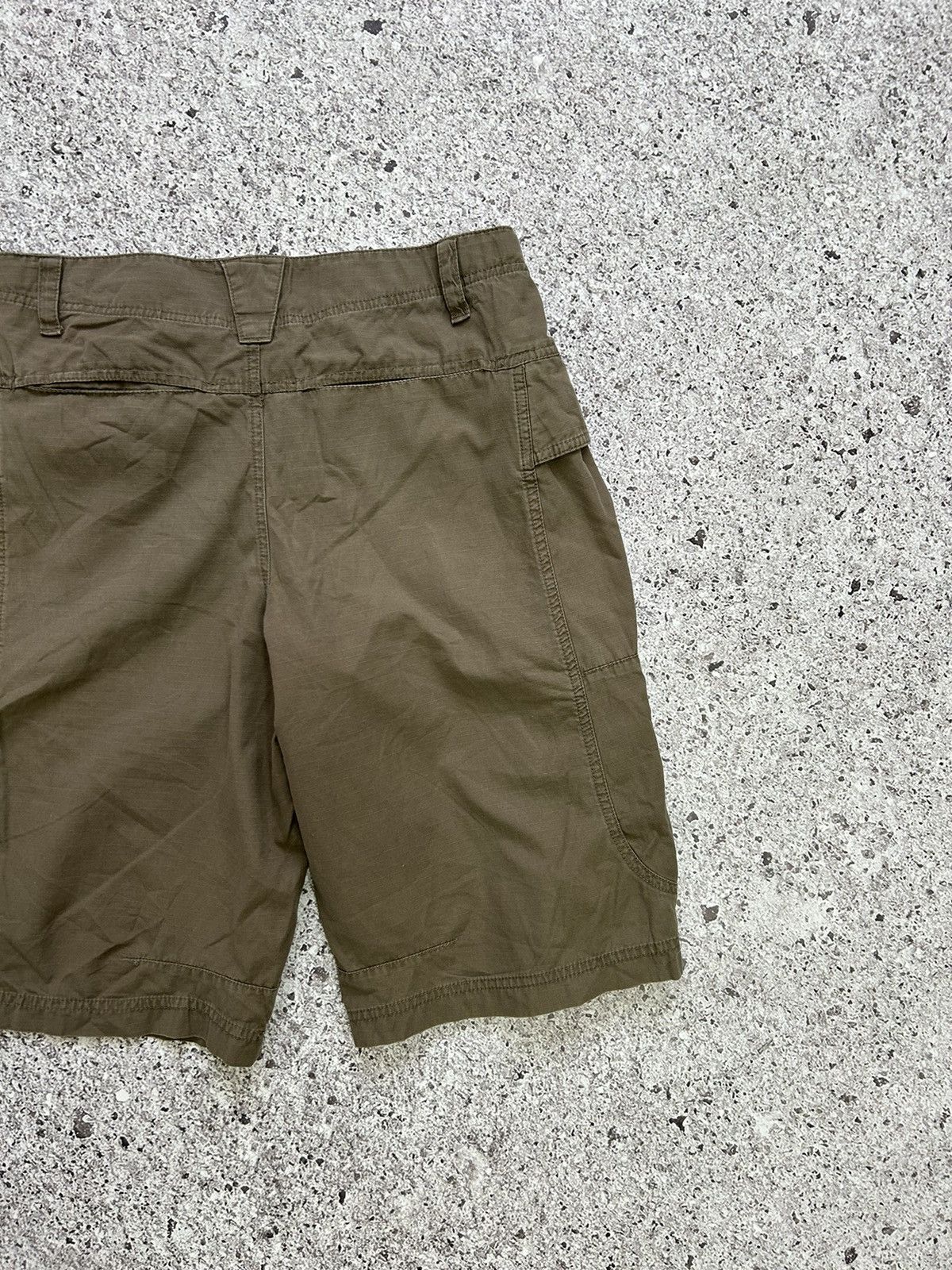 Nike × Vintage Vintage Nike military multi pocket cargo shorts cw21 size M Size US 32 / EU 48 - 8 Thumbnail
