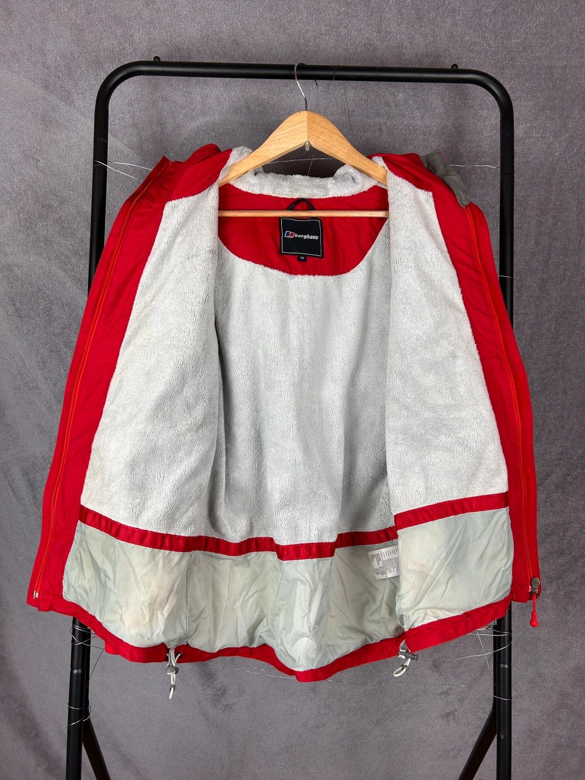 Berghaus Berghaus AQ2 red jacket with hood Size US S / EU 44-46 / 1 - 8 Thumbnail