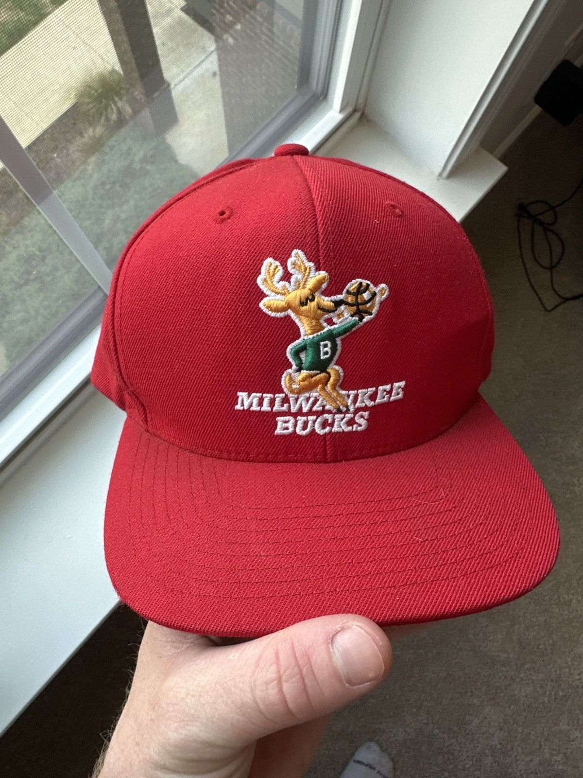 Mitchell & Ness Mitchell & Ness ; Milwaukee Bucks Hat Size ONE SIZE - 8 Thumbnail