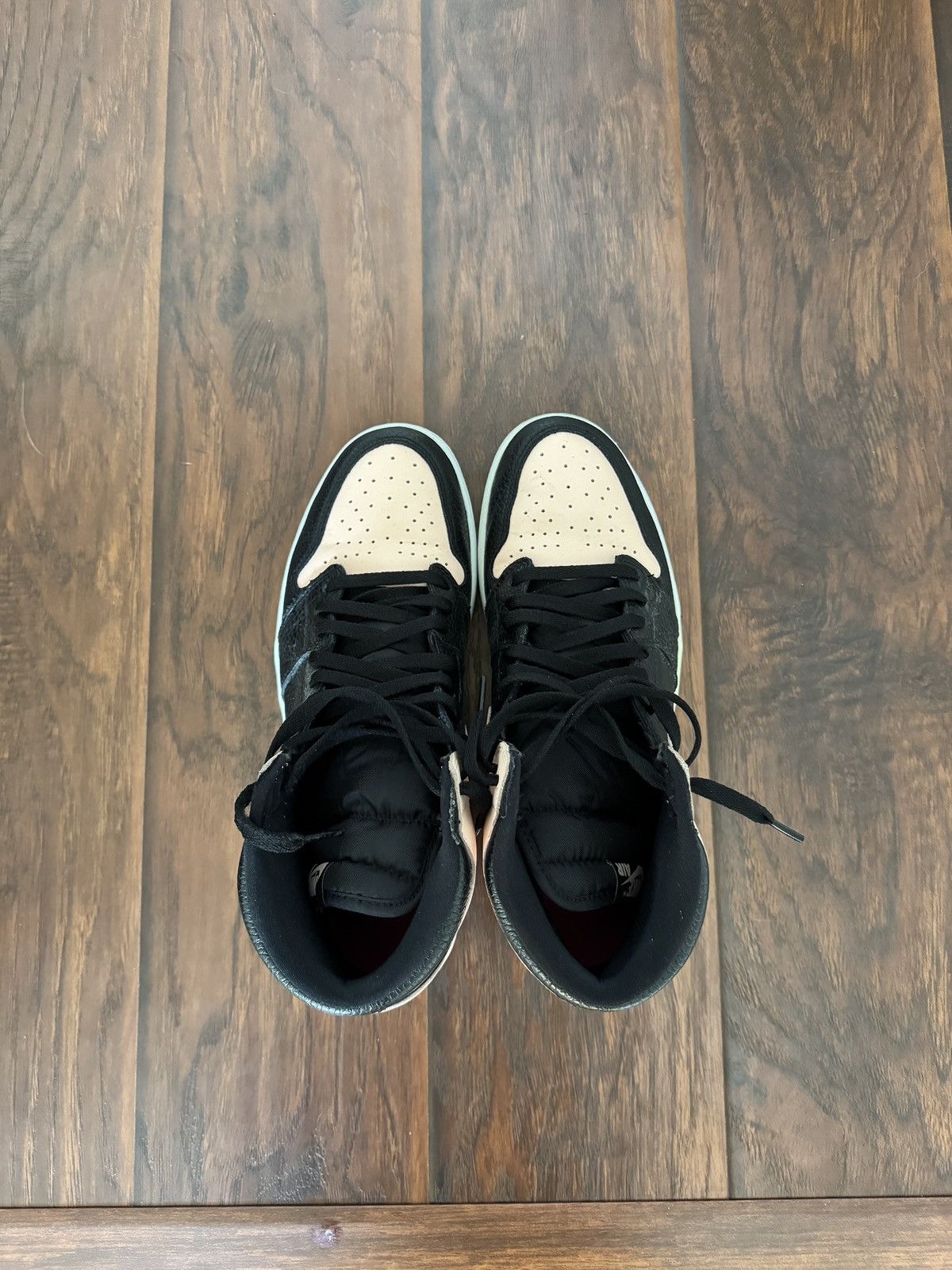 Jordan Brand × Nike Jordan 1 Retro High OG ‘Crimson Tint’ Size US 12.5 / EU 45-46 - 4 Thumbnail
