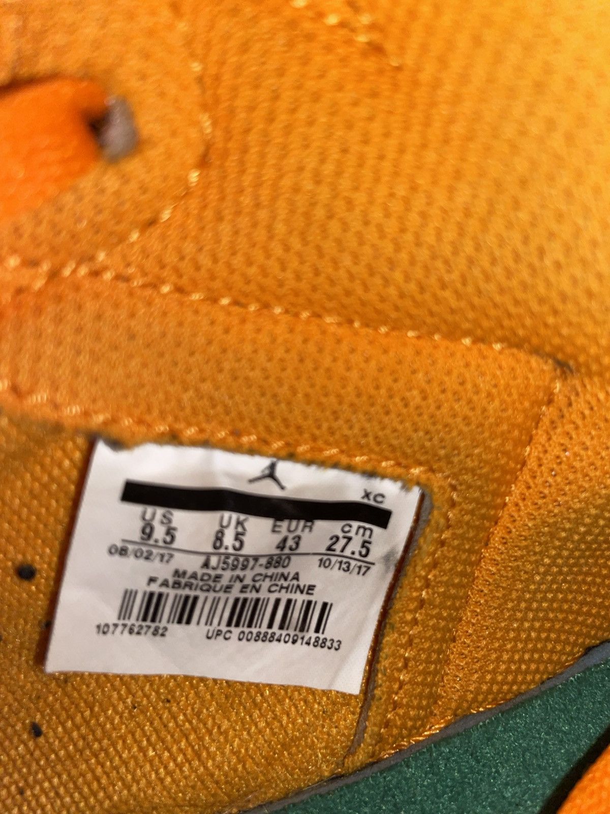 Gatorade × Jordan Brand Air Jordan 1 Retro High OG G8RD ‘Orange Peel’ Size US 9.5 / EU 42-43 - 6 Thumbnail