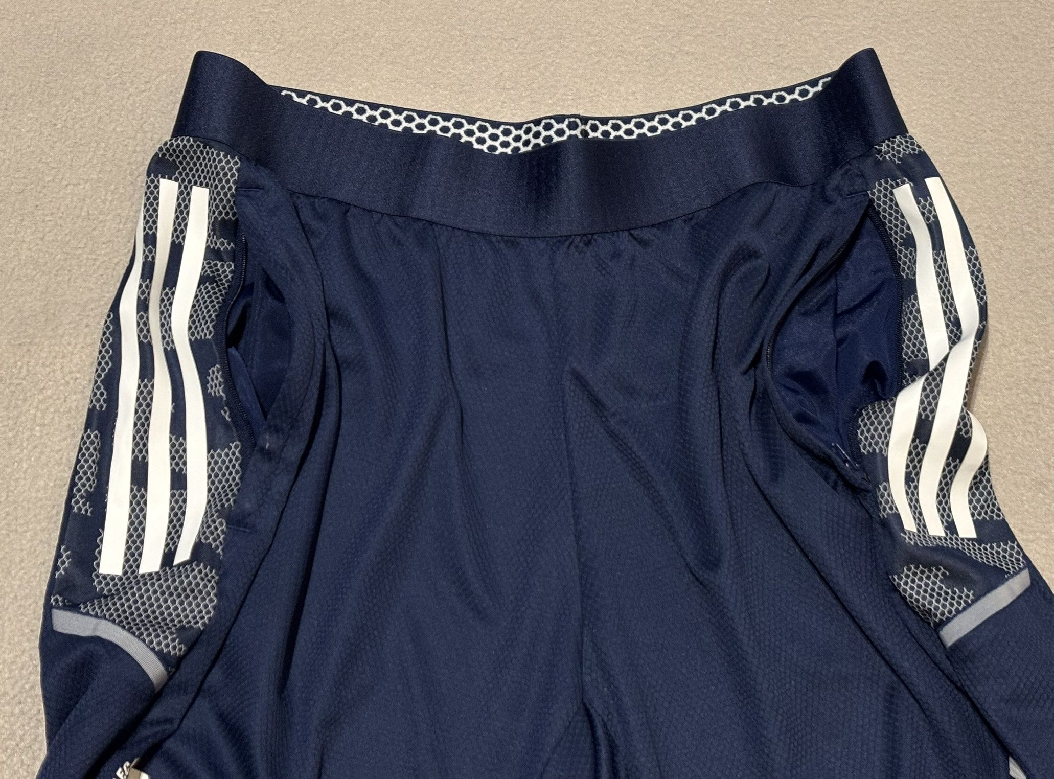 Adidas FC Copenhagen 2020/2021 Adidas Primeblue Football Shorts Size US 33 - 9 Thumbnail