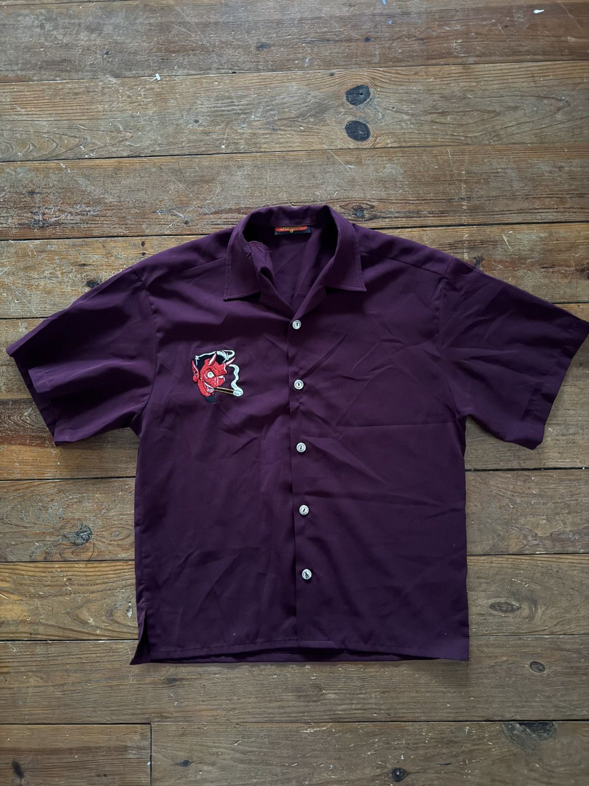 Vintage VINTAGE CHAIN STITCHED EMBROIDERED CIGAR SMOKING DEVIL SHIRT Size US L / EU 52-54 / 3 - 1 Thumbnail