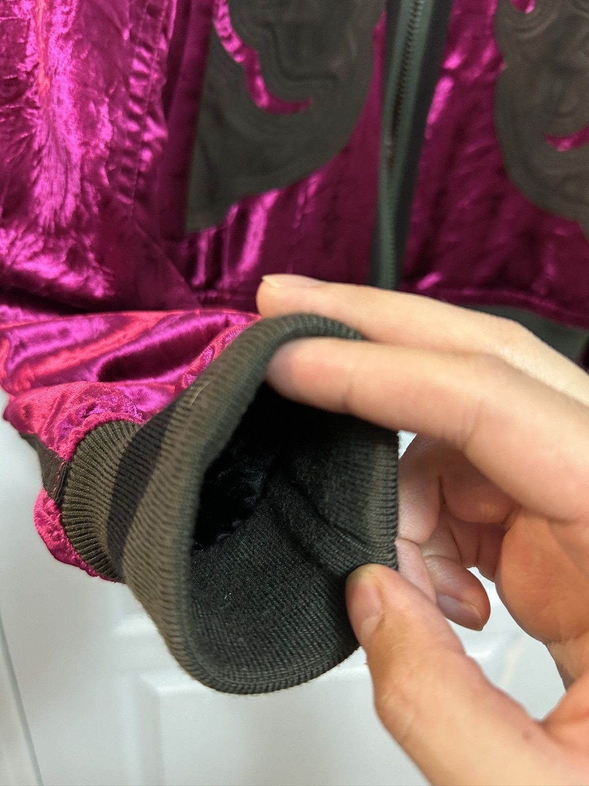Haider Ackermann Crushed Velvet Cropped Bomber Jacket w/ Suede Appliqués Size US XS / EU 42 / 0 - 17 Thumbnail