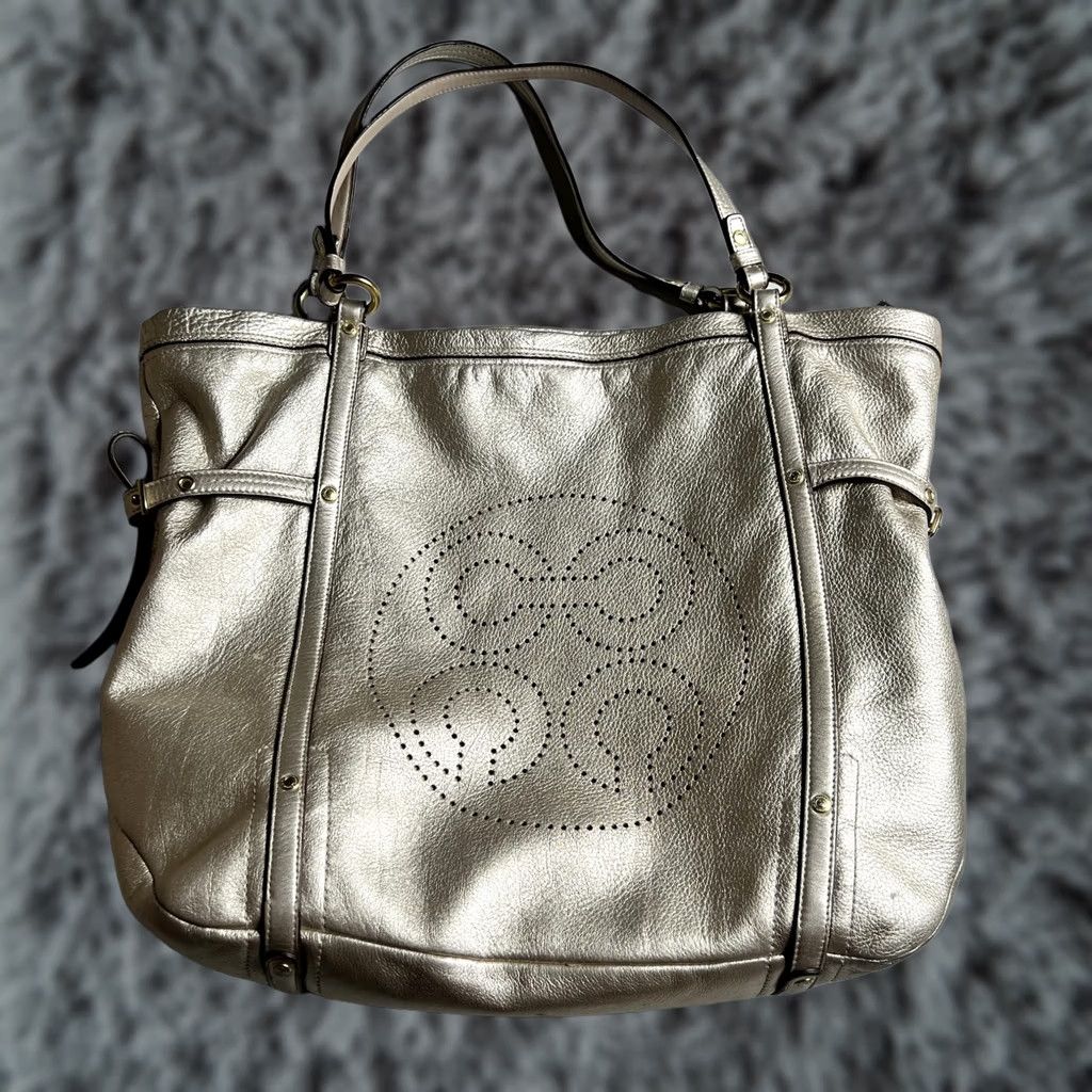 Coach VINTAGE? No. Size ONE SIZE - 1 Thumbnail
