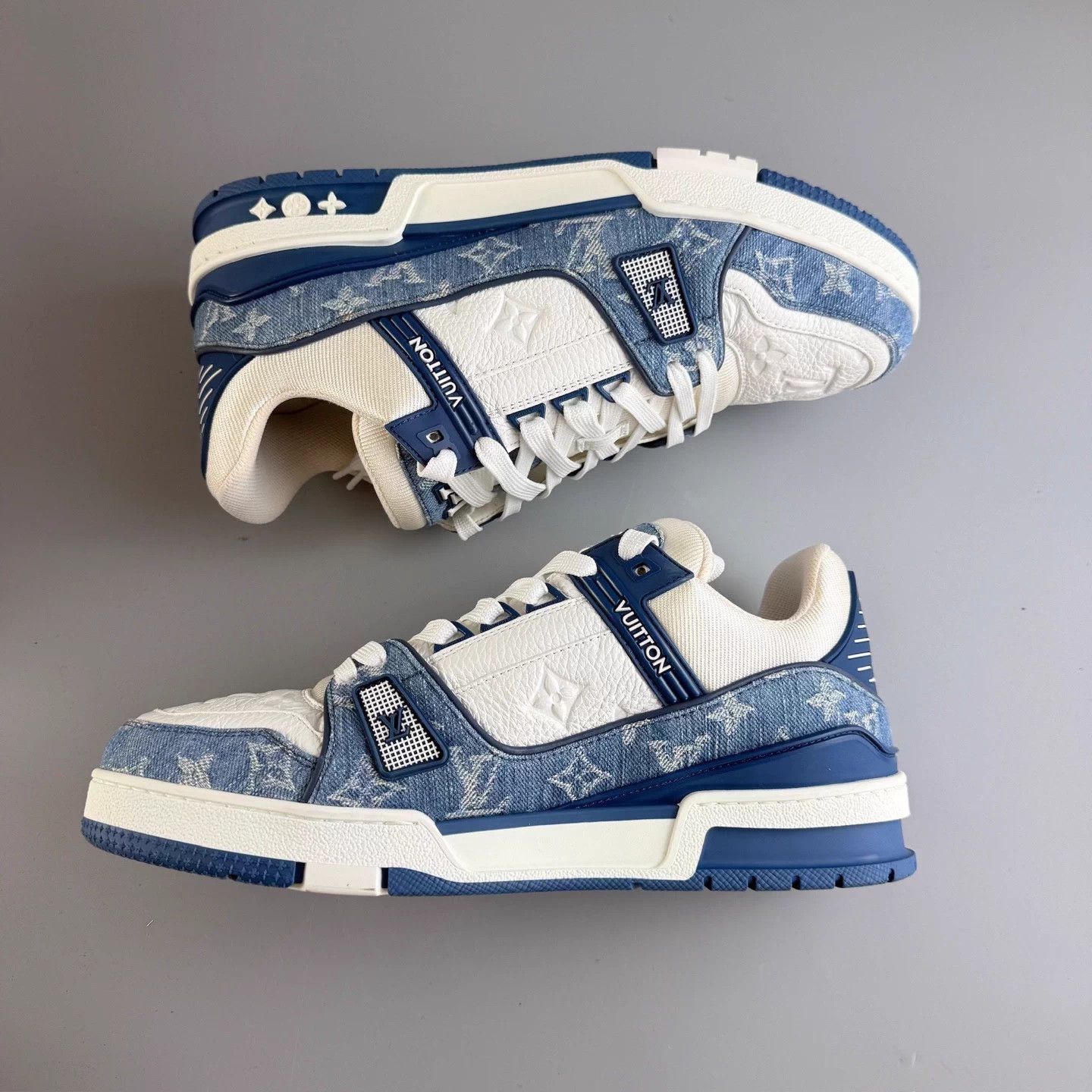 Louis Vuitton LV Trainer white blue denim 42.5 99New YLP4504 Size US 9.5 / EU 42-43 - 5 Thumbnail
