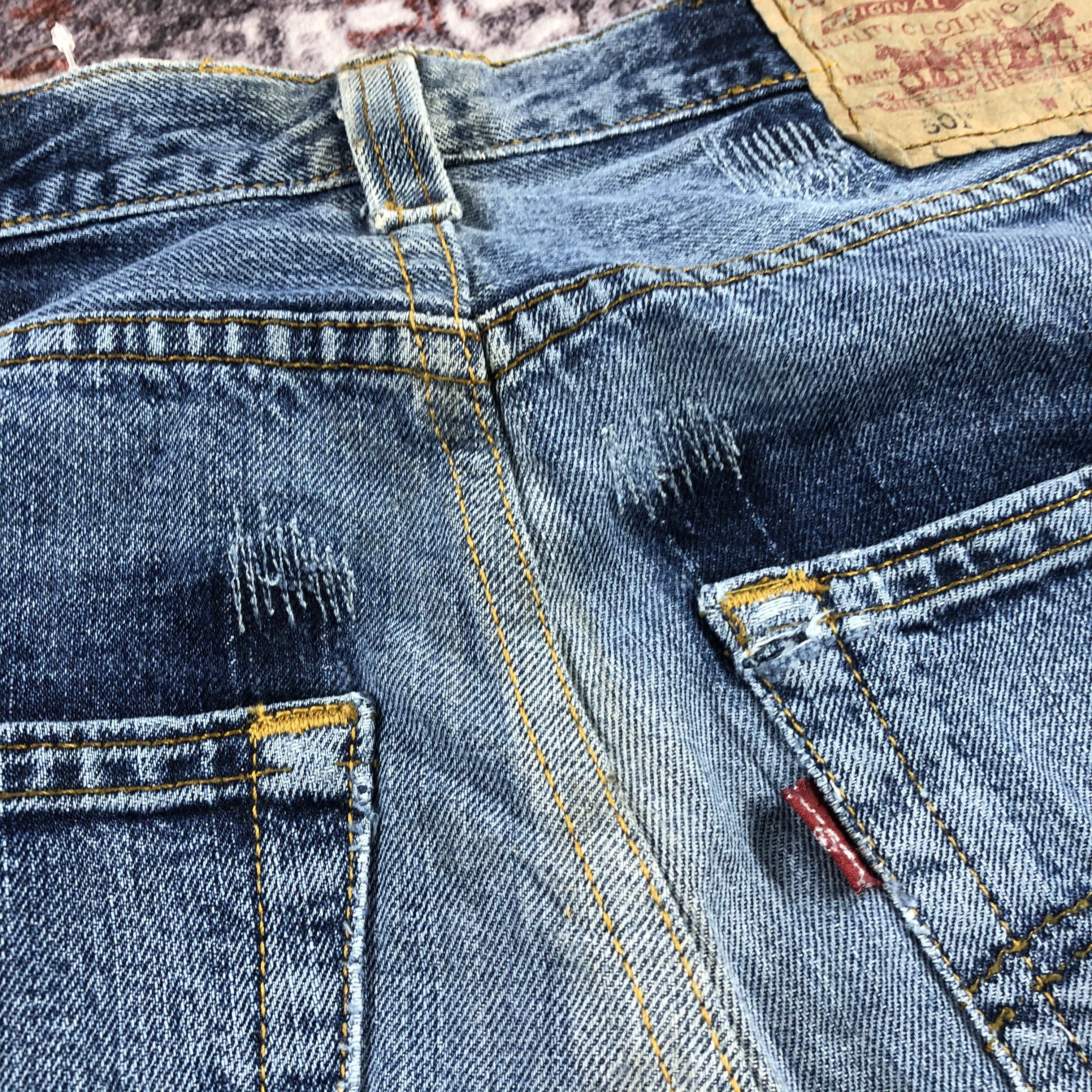 Levi's × Vintage 90s Vintage Blue Wash Levis 501 Jeans-JM2219 Size US 37 - 8 Thumbnail