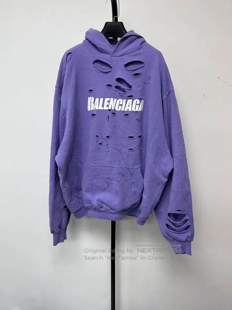 Balenciaga Balenciaga Letter Print Hooded Drawstring Ripped Crack Eff Size US XS / EU 42 / 0 - 1 Thumbnail
