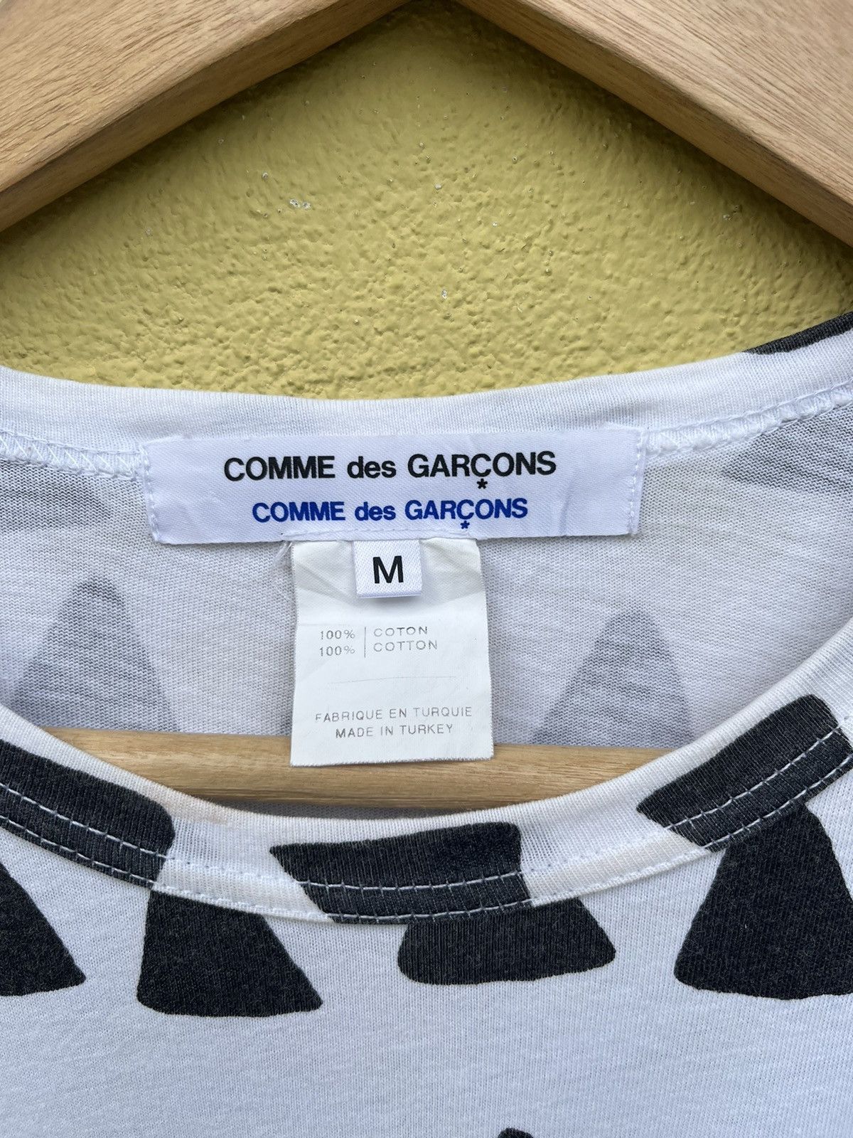 Comme des Garcons Comme des garcon triangle print shirt Size US XS / EU 42 / 0 - 5 Thumbnail