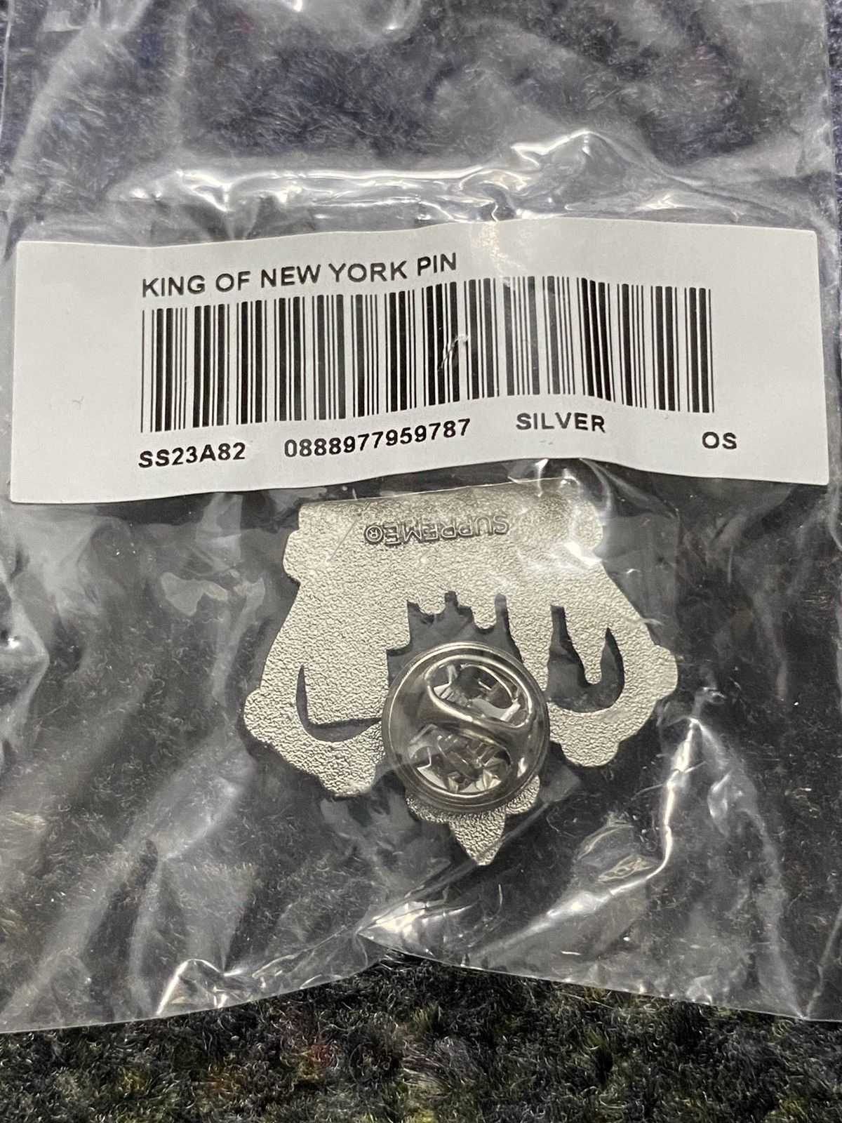 Supreme Supreme King of New York Pin Size ONE SIZE - 3 Thumbnail
