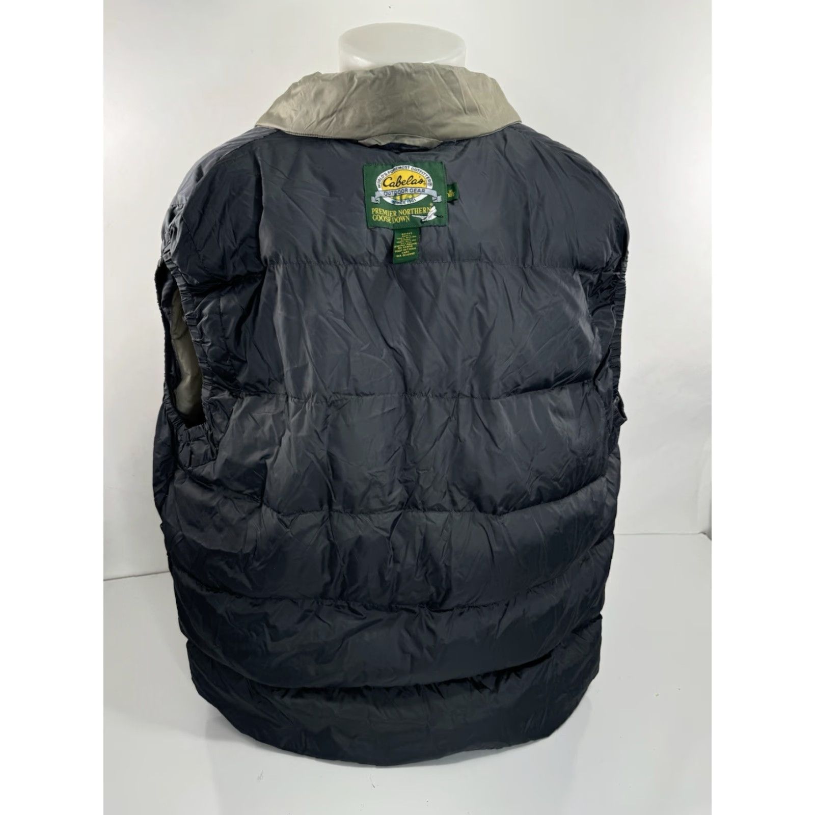 Vintage CABELA'S GOOSE DOWN 650 Snap Embroidered XL VEST - EXCELLENT Size US XL / EU 56 / 4 - 5 Thumbnail