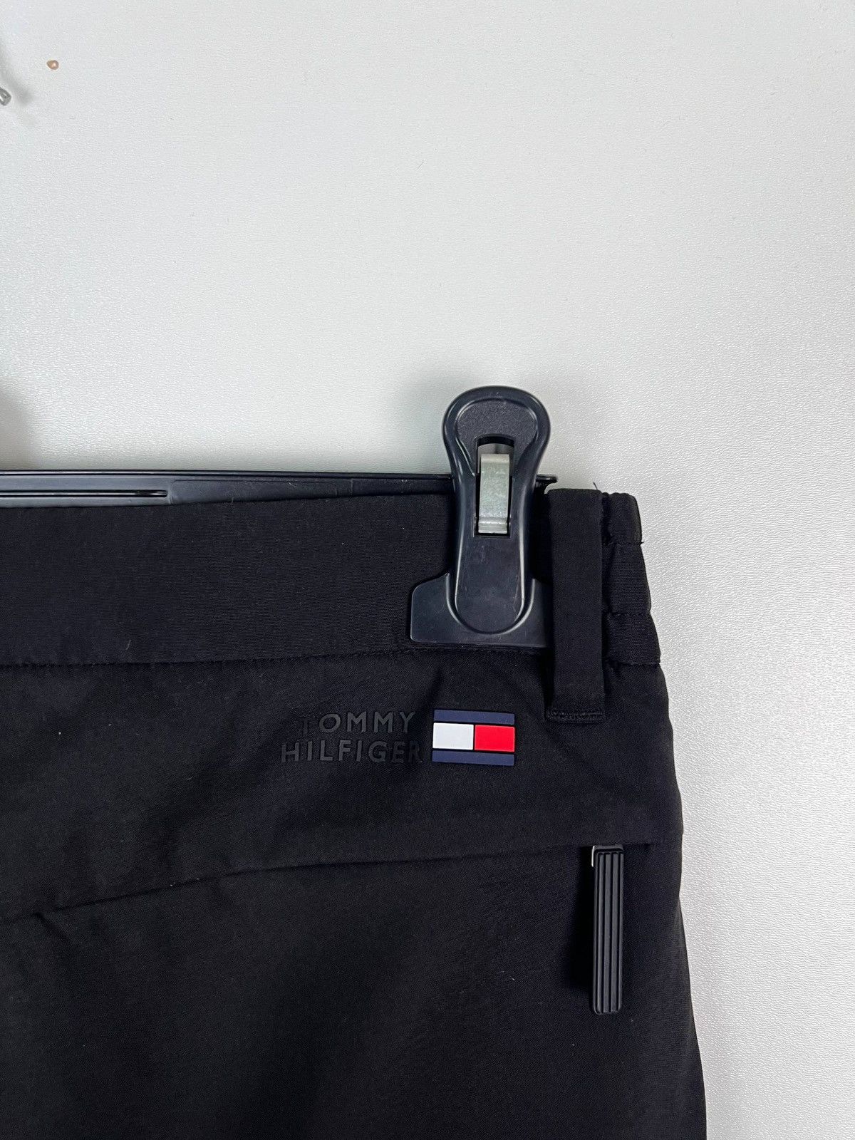 Tommy Hilfiger Tommy Hilfiger luxury cargo pants size 30 Size US 30 / EU 46 - 5 Thumbnail