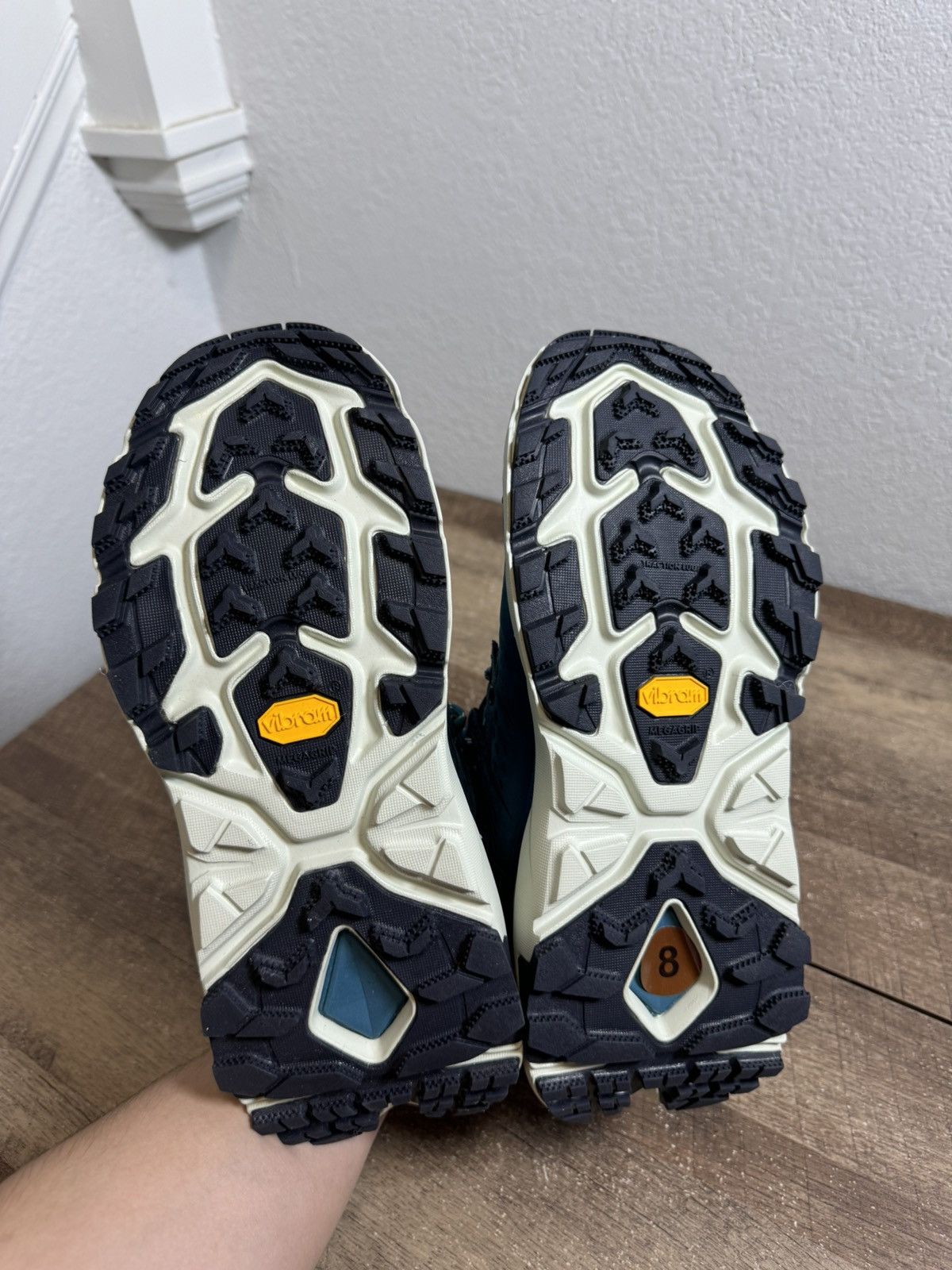 Hoka Hoka One One Kaha 2 GTX Mid Womens Size 8 Hiking Trail NEW Size US 8 / IT 38 - 6 Thumbnail