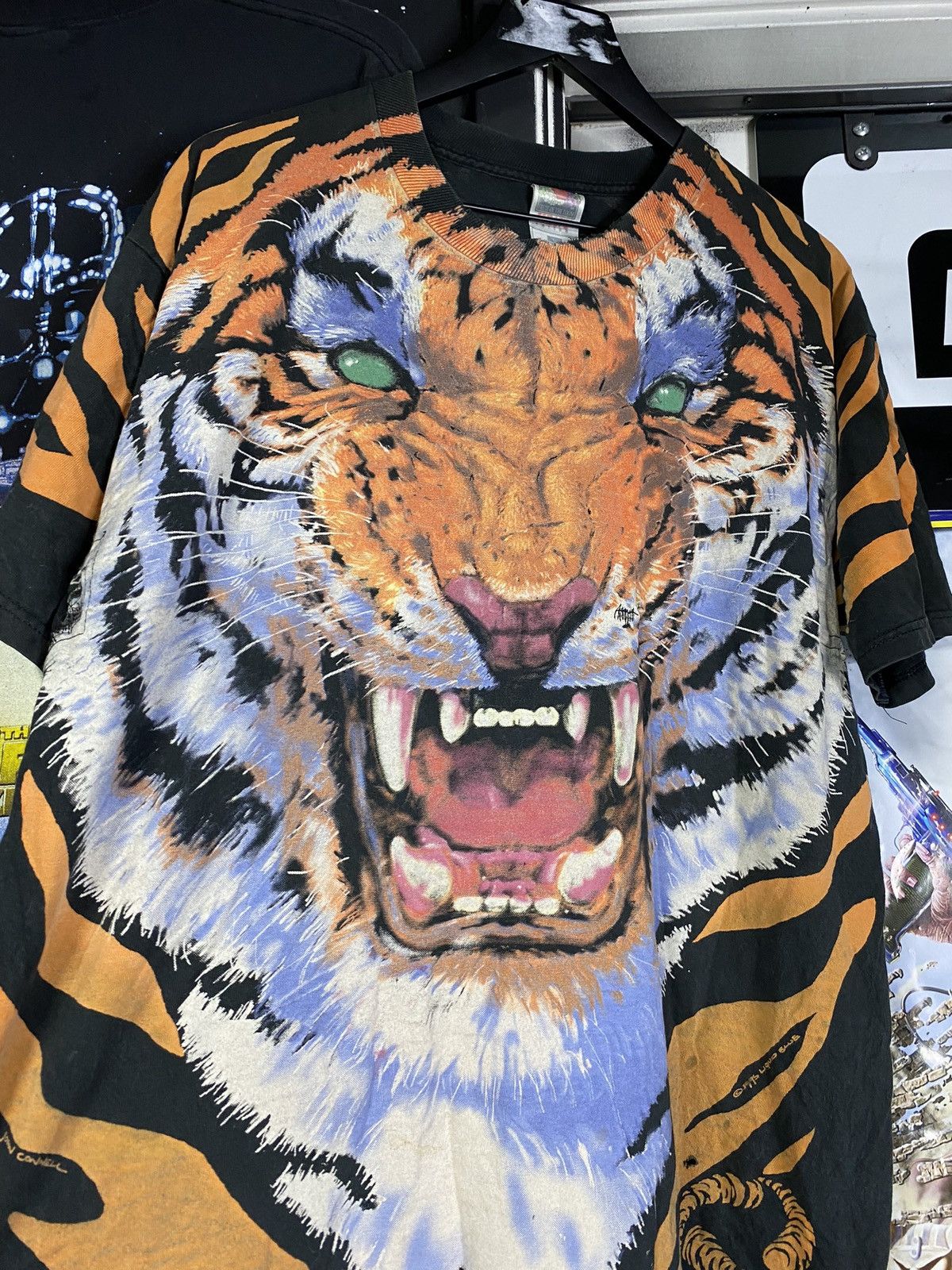 Liquid Blue Vintage 1995 Liquid Blue Tiger T-Shirt Adult XLarge Size US XL / EU 56 / 4 - 8 Thumbnail