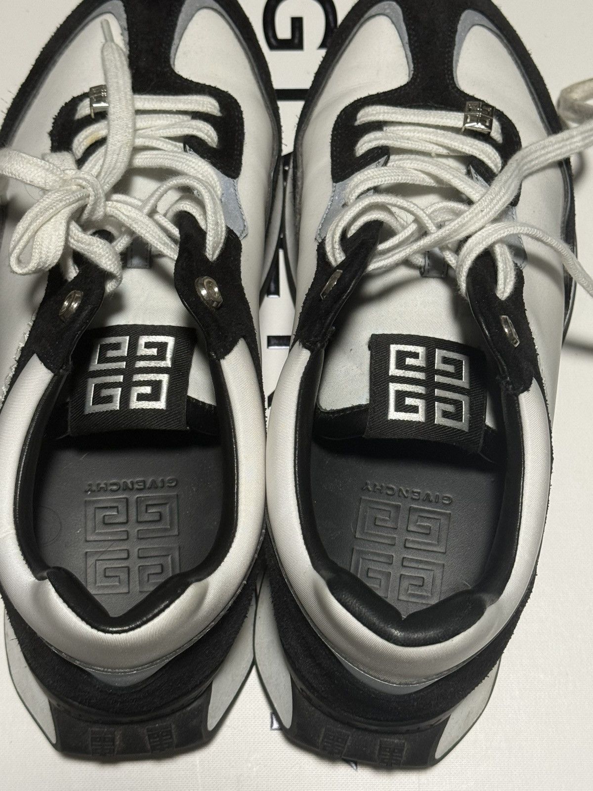 Givenchy Givenchy Black and White Runner Low Size US 9 / EU 42 - 5 Thumbnail