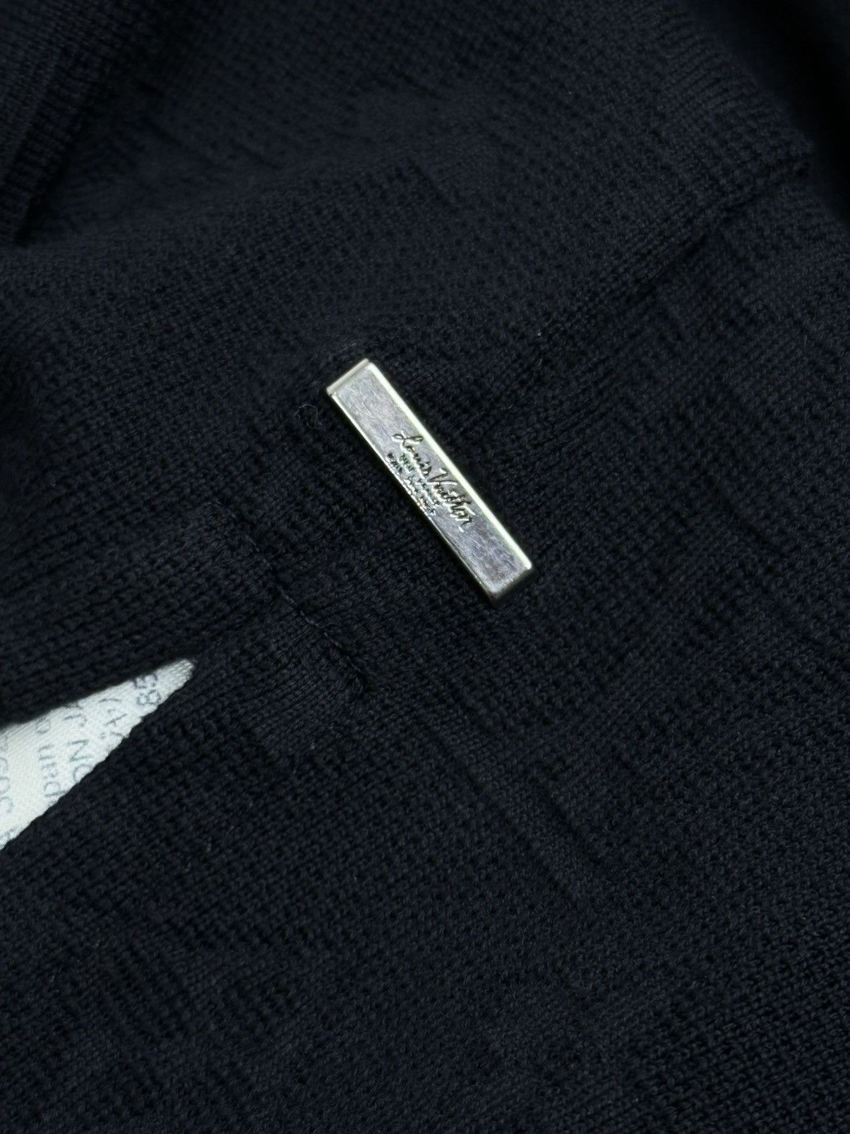 Louis Vuitton LOUIS VUITTON t-shirt Monogram navy 3D Pocket MEN size S Size US S / EU 44-46 / 1 - 10 Thumbnail