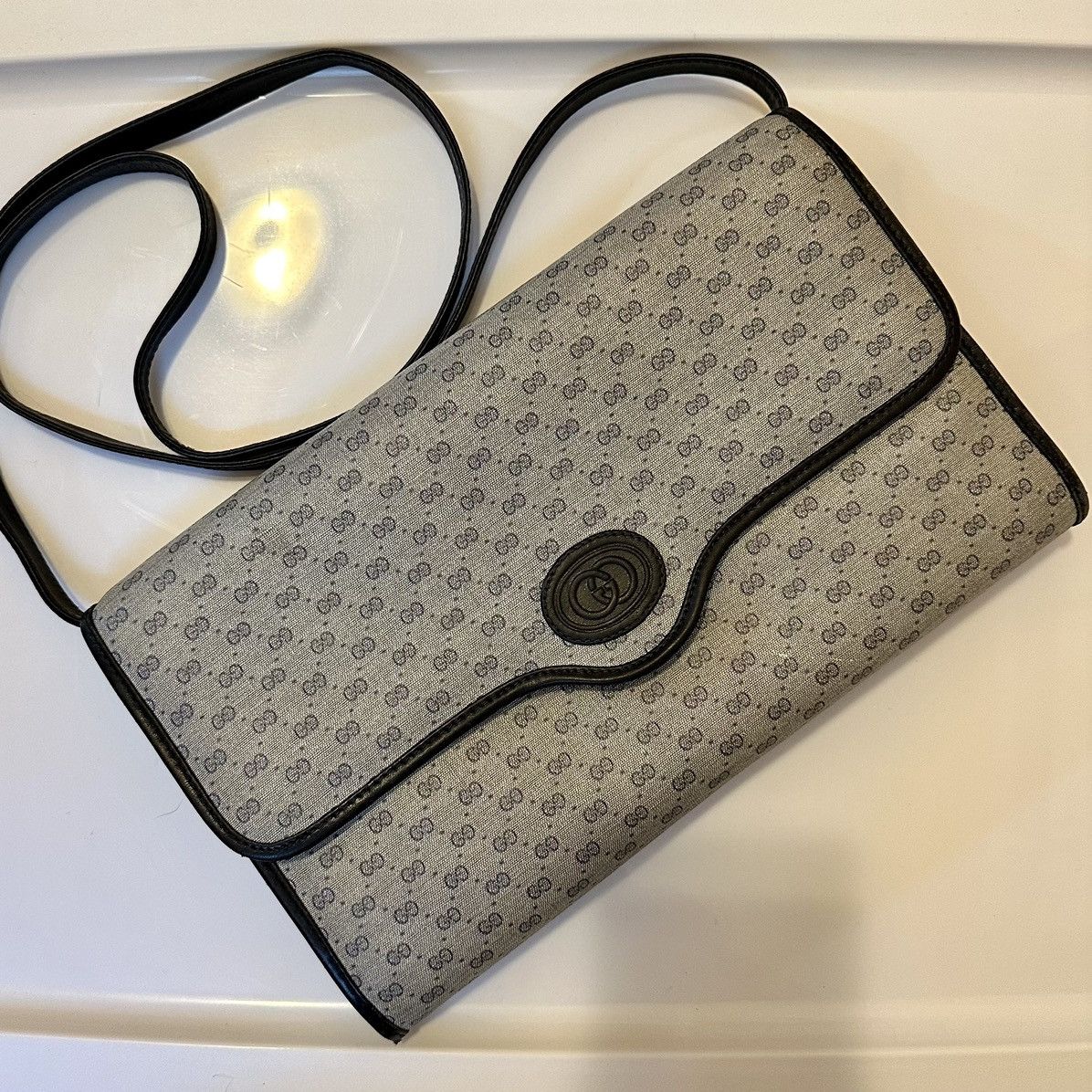 Gucci Navy Monogram Leather Crossbody Size ONE SIZE - 2 Thumbnail