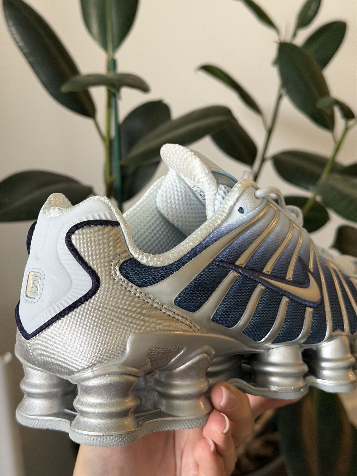 Nike Nike Shox TL Fade "Light Blue" Size 7M / 8.5W Size US 8.5 / IT 38.5 - 12 Thumbnail