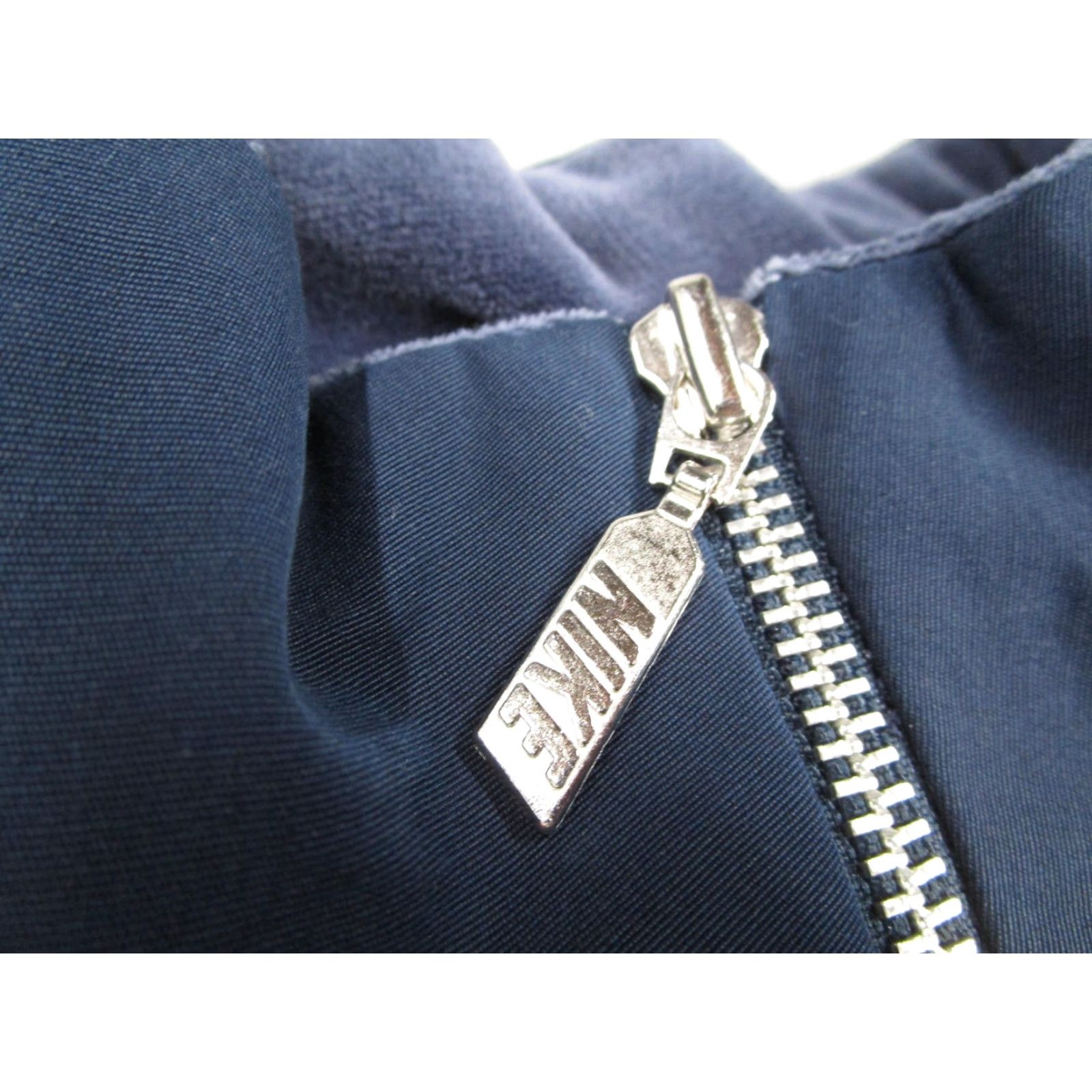 Nike VINTAGE Nike Quarter Zip Pullover Mens L Navy Blue Velour Embroidered Swoosh Pockets Size US L / EU 52-54 / 3 - 4 Thumbnail