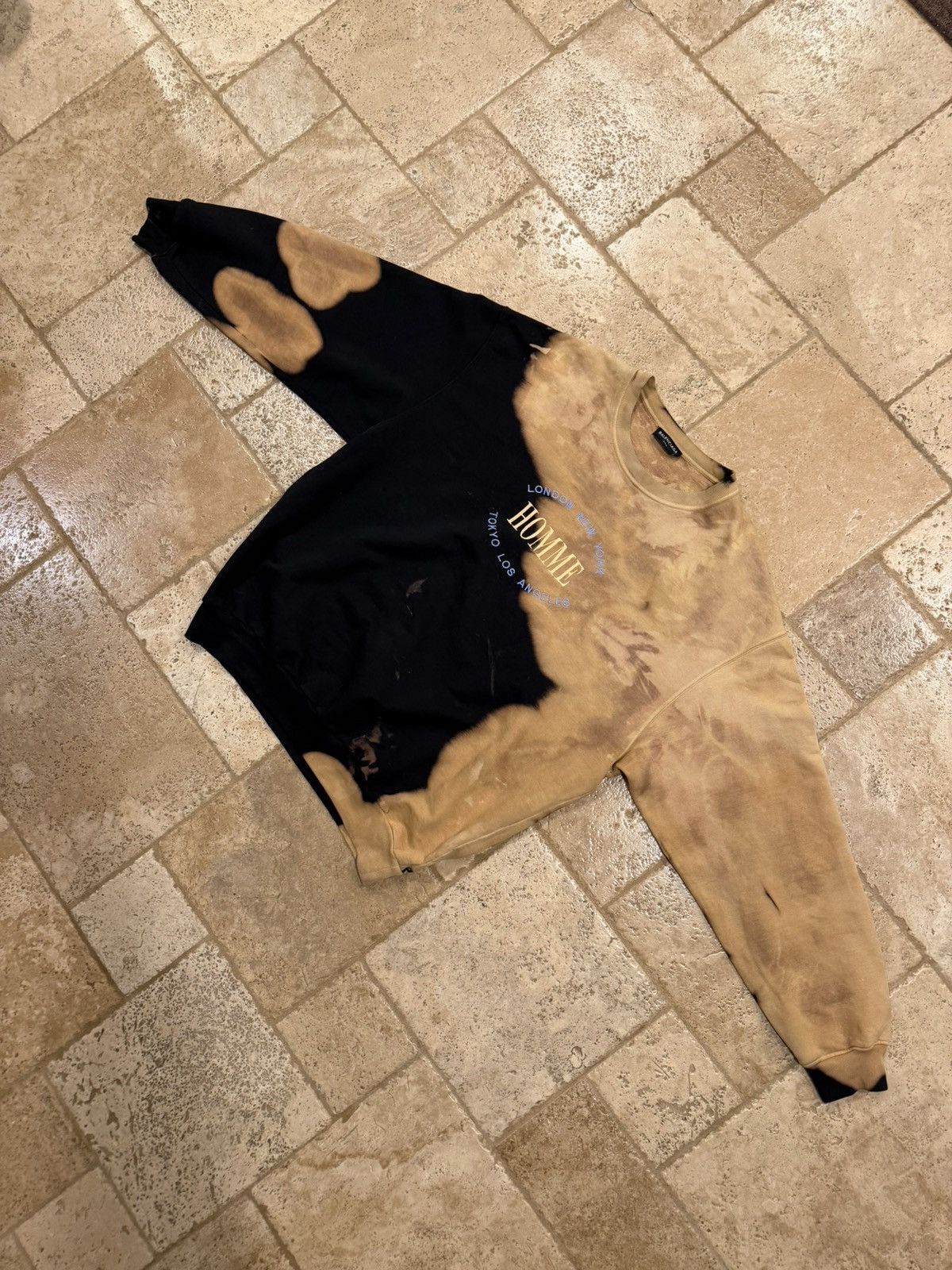 Balenciaga Balenciaga Homme City Bleached / Black Crewneck Sweatshirt Size US L / EU 52-54 / 3 - 3 Thumbnail