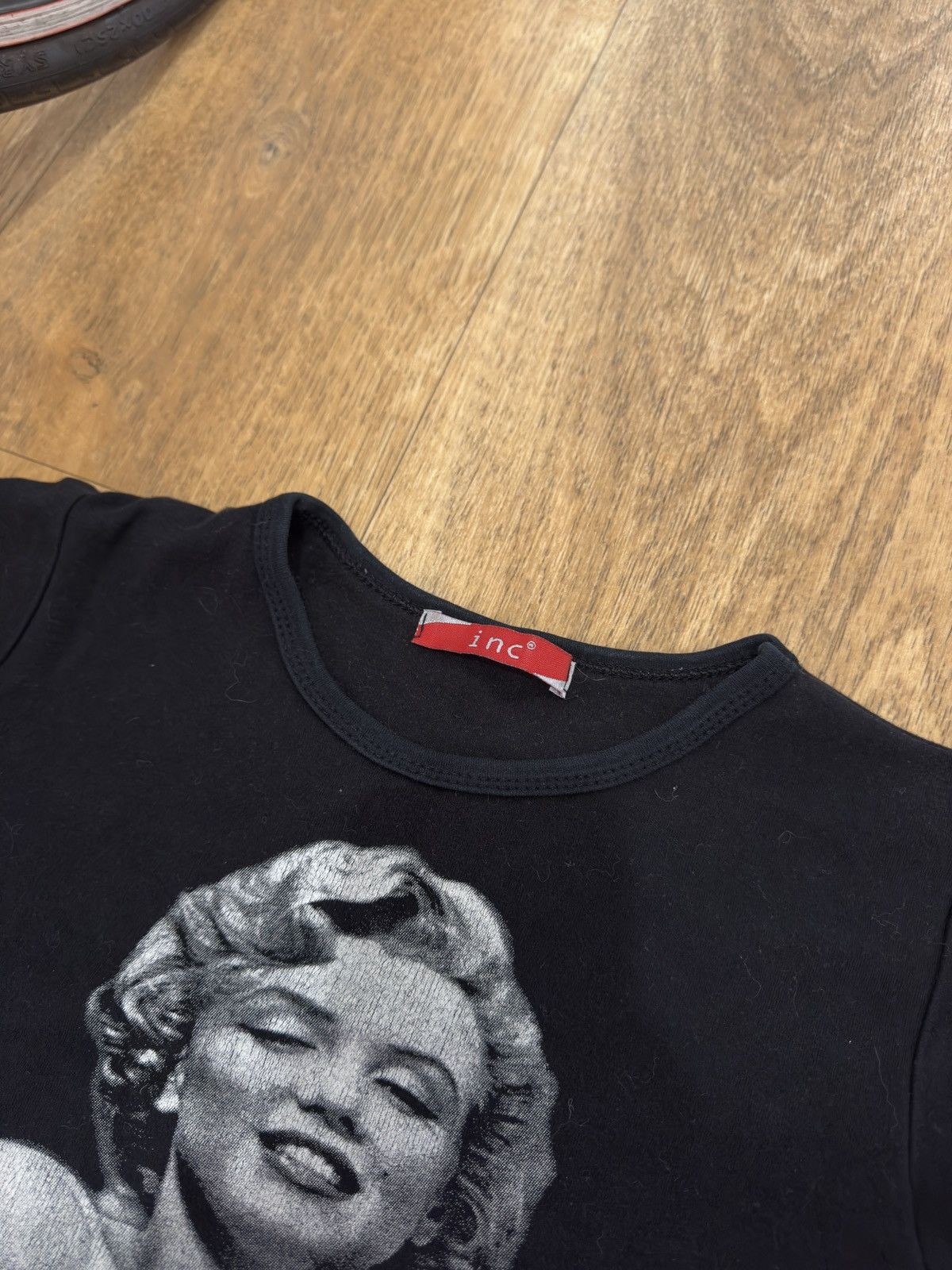 Vintage VINTAGE MARILYN MONROE SLIM PRINTED TEE Size S / US 4 / IT 40 - 2 Thumbnail
