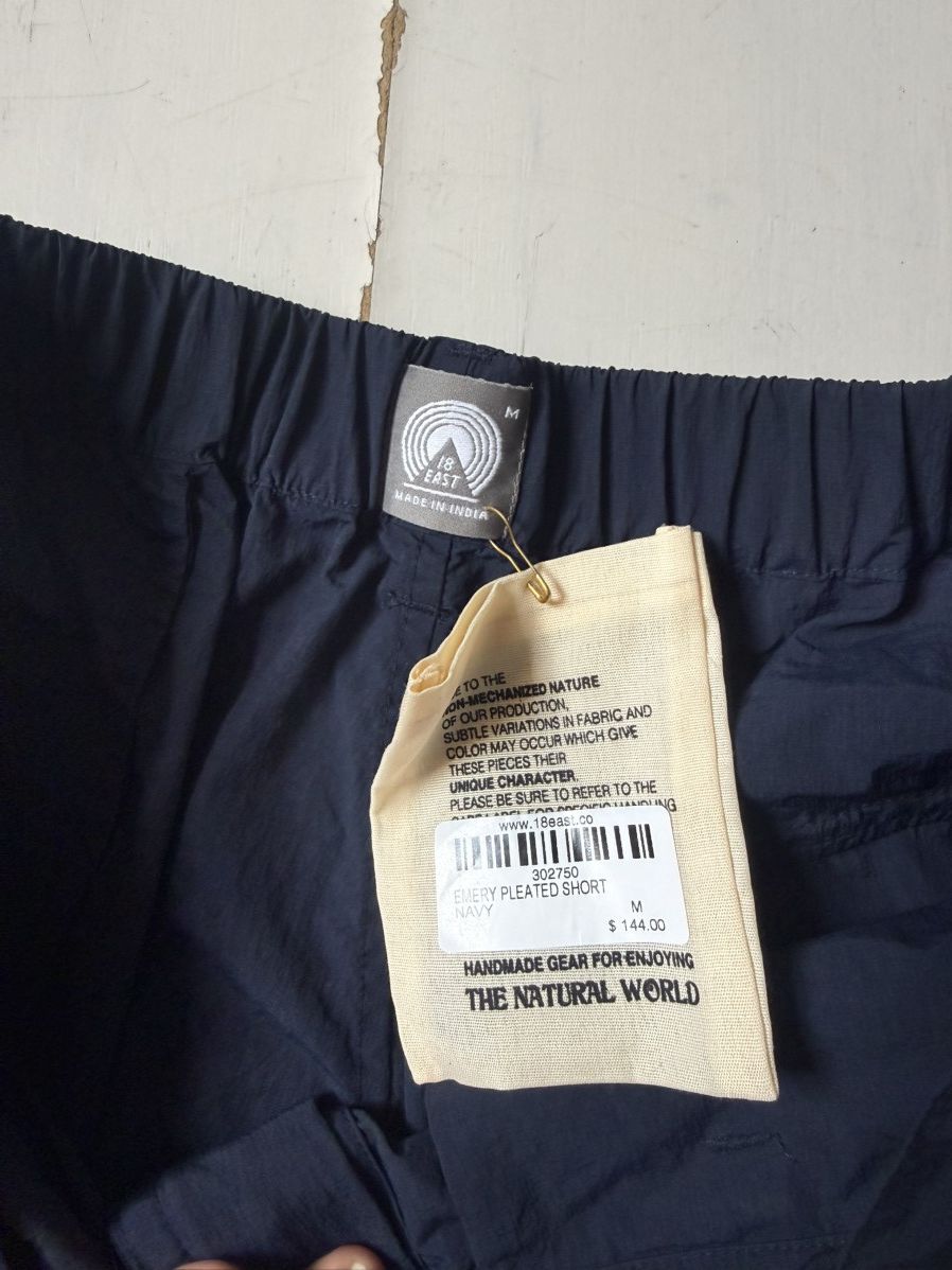 18east Pleated Navy Emery Short Size Medium in Blue, Men's (Size 32) — image 2 of 4