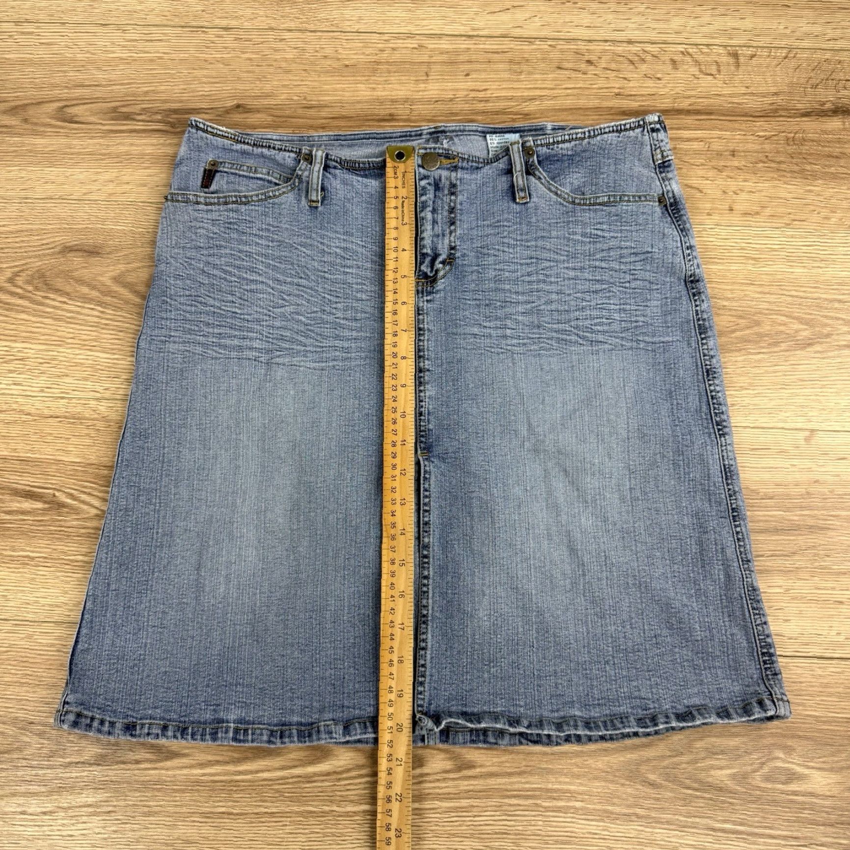 Denime Mudd Womens Denim Skirt Midi A-Line Stretch Size 15 Blue Wash Pockets Juniors Size 36" / US 14 / IT 50 - 7 Thumbnail