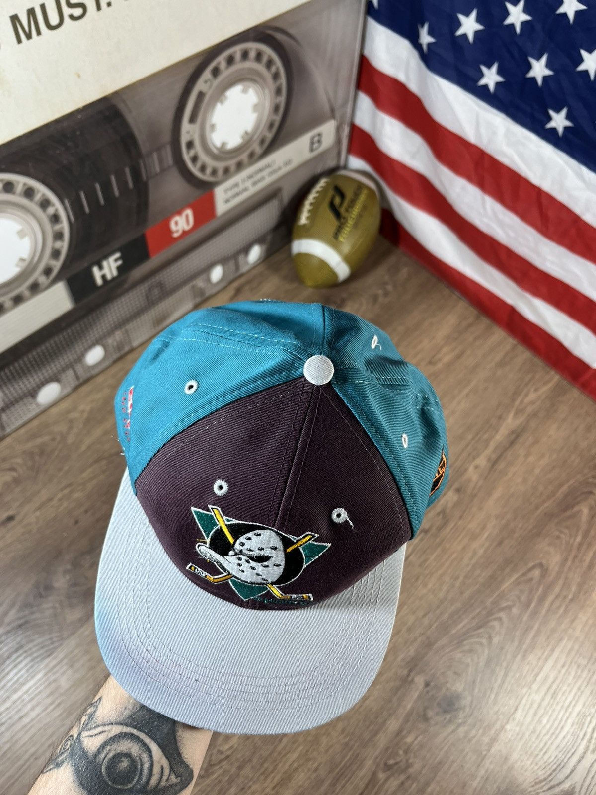 NHL Vintage Mighty Ducks 90s Hat Cap Size ONE SIZE - 6 Thumbnail