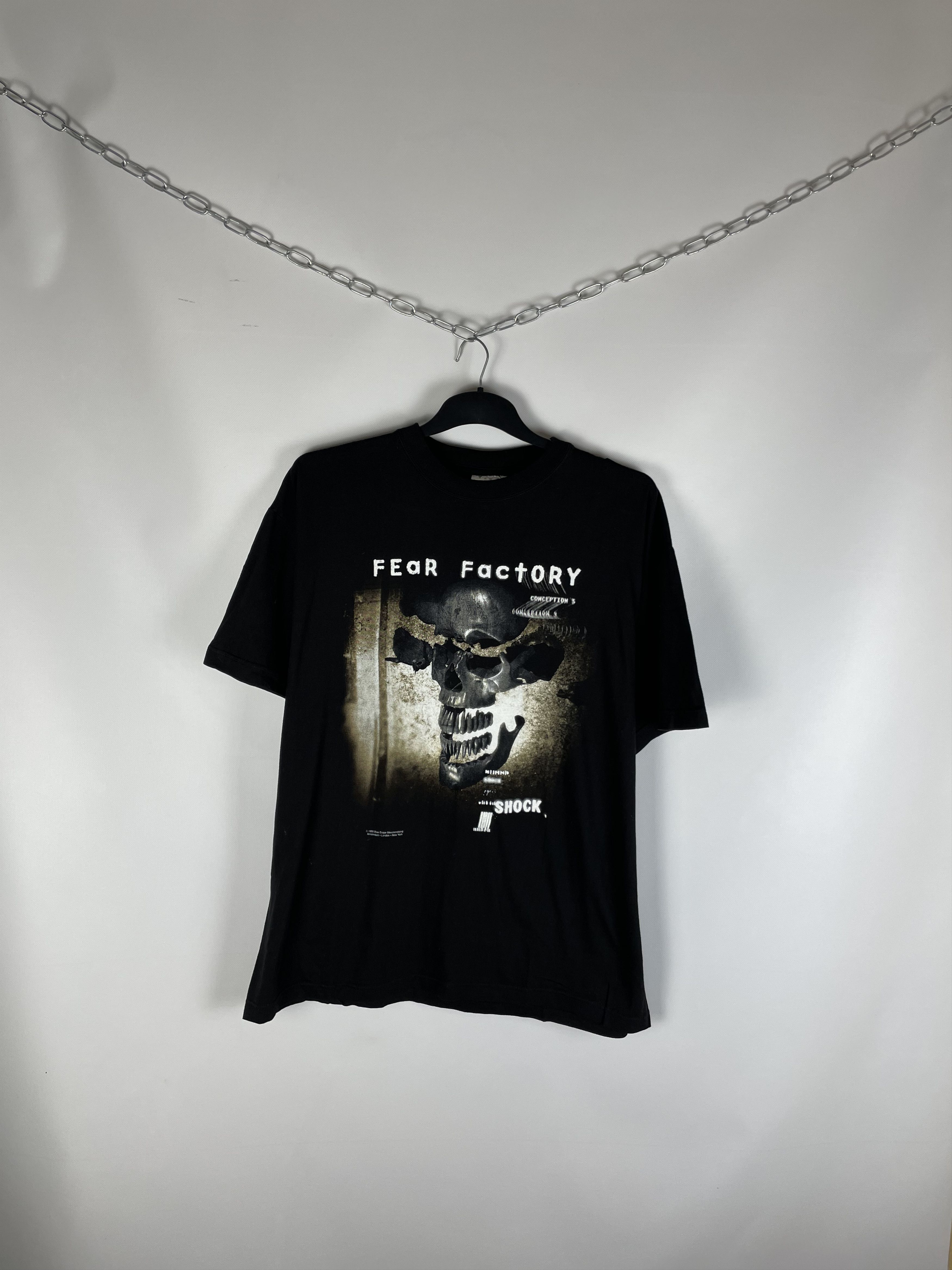 Band Tees Vintage Fear factory T-shirt Shock to the system Size US XL / EU 56 / 4 - 1 Thumbnail