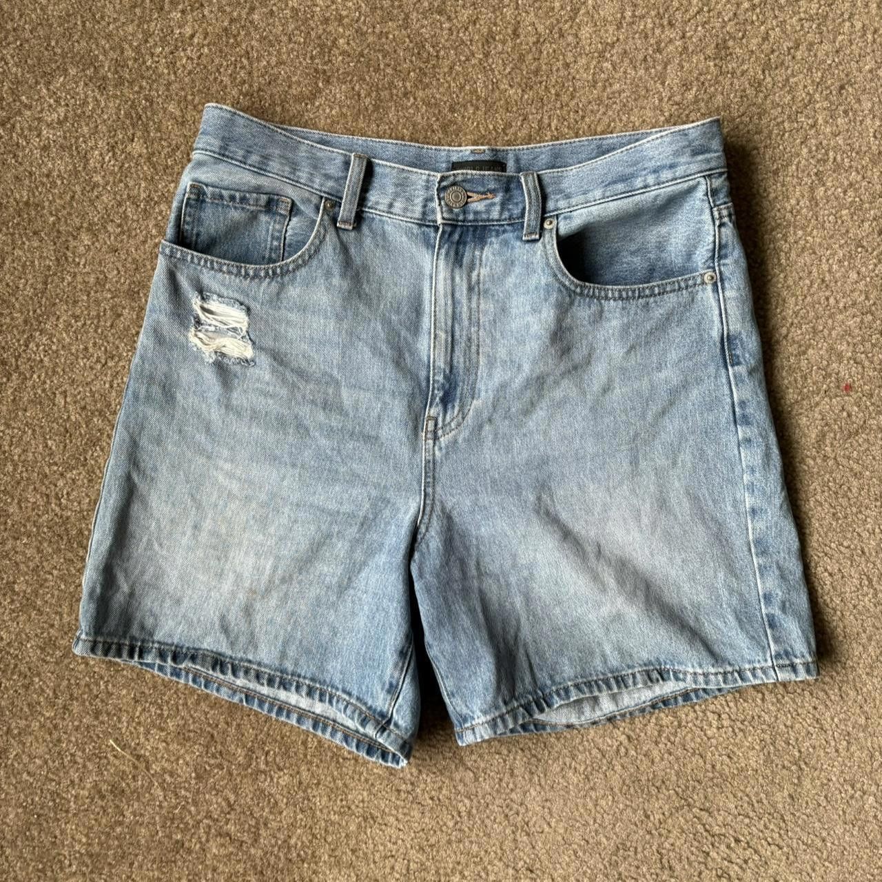 Uniqlo Uniqlo 90s Denim Shorts Size 28" / US 6 / IT 42 - 1 Thumbnail