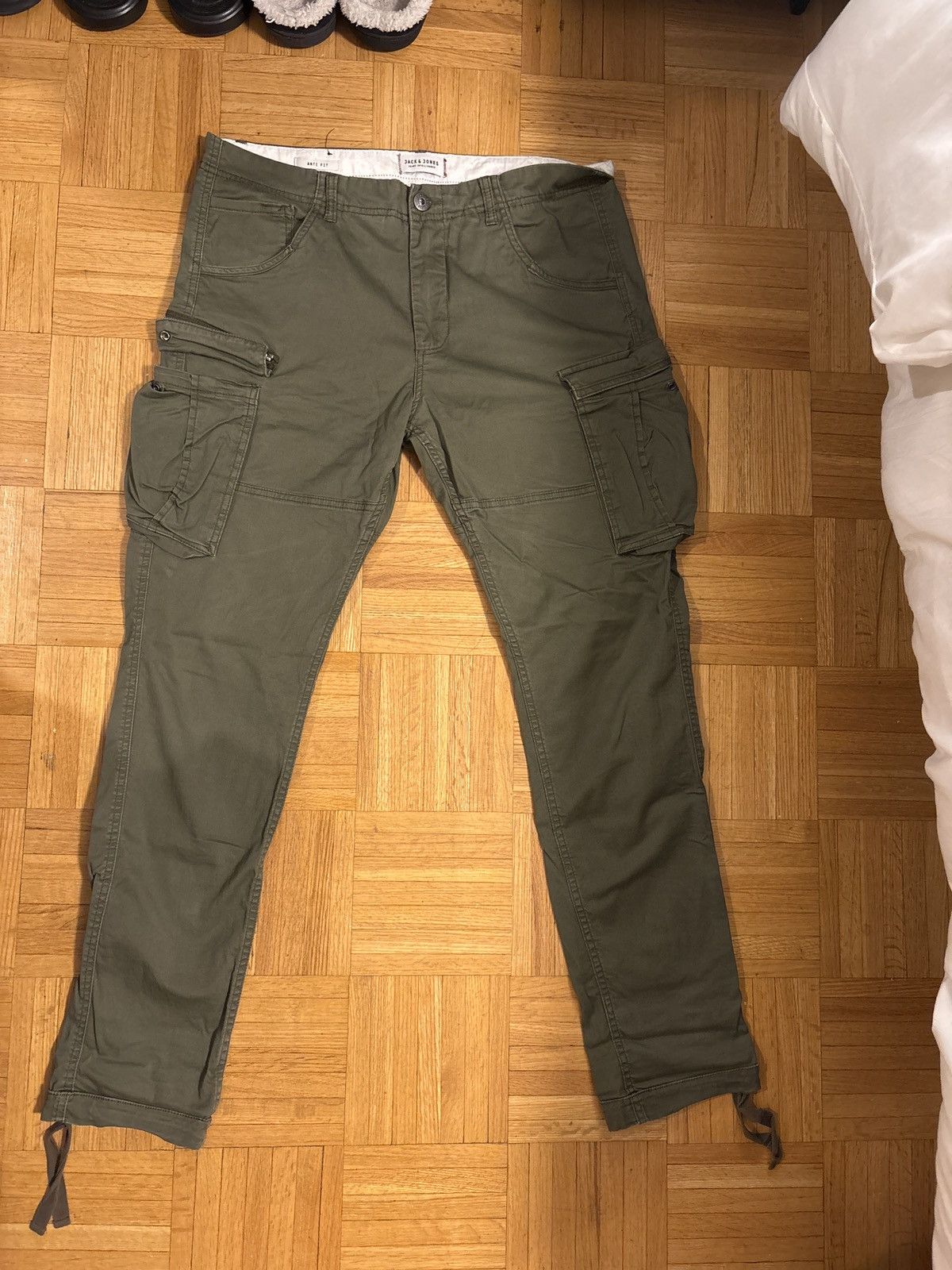 Jack & Jones Jack&Jones cargos Size US 33 - 1 Thumbnail