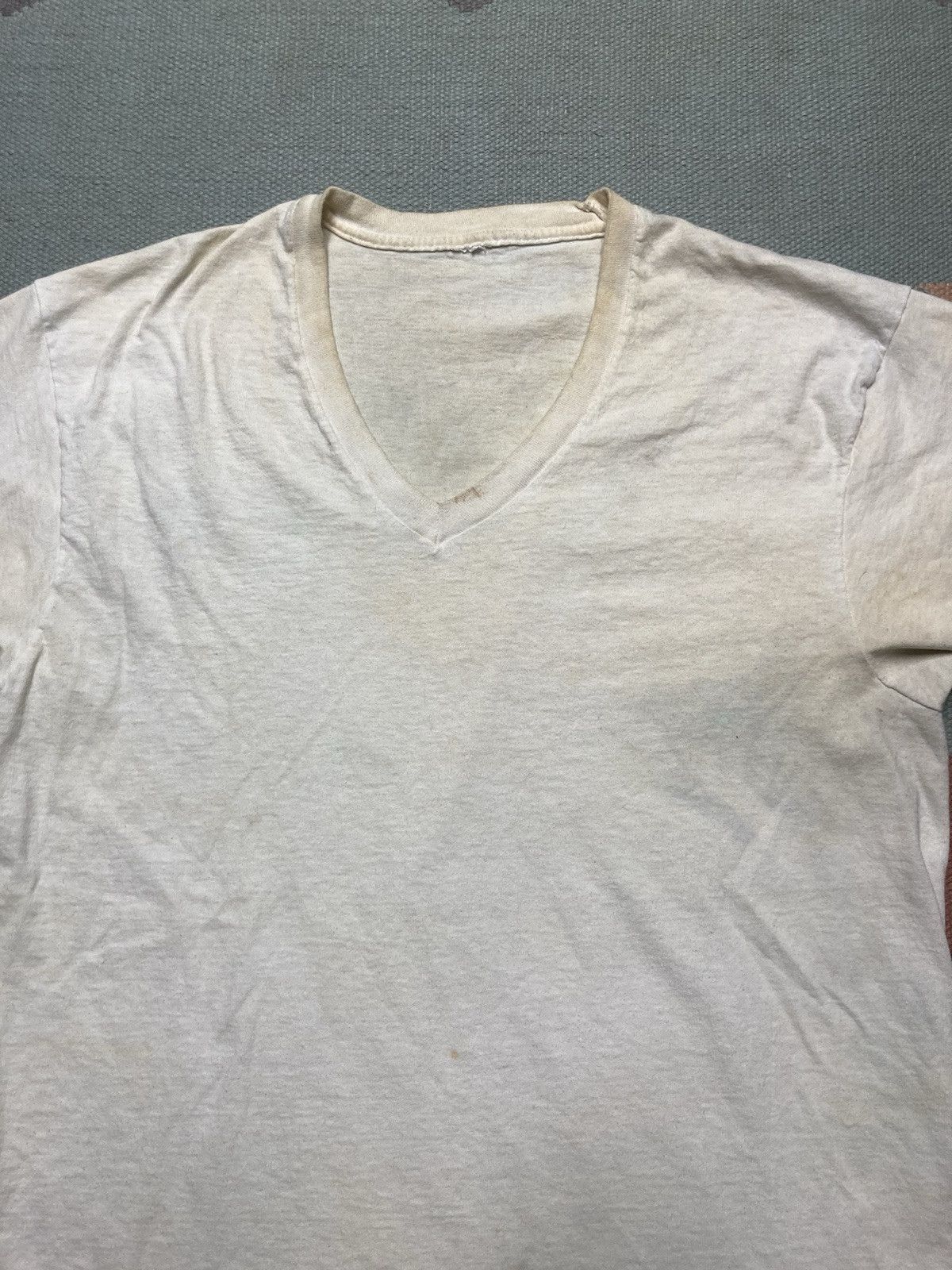 Vintage Vtg blank white tshirt v neck grunge single stitch cotton XL Size US XL / EU 56 / 4 - 4 Thumbnail