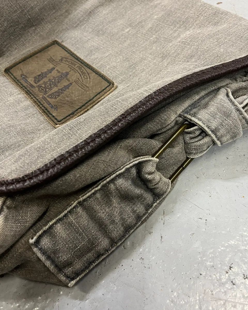 Dolce & Gabbana 2000s Dolce & Gabbana Grey Denim Strap Messenger Bag Size ONE SIZE - 6 Thumbnail