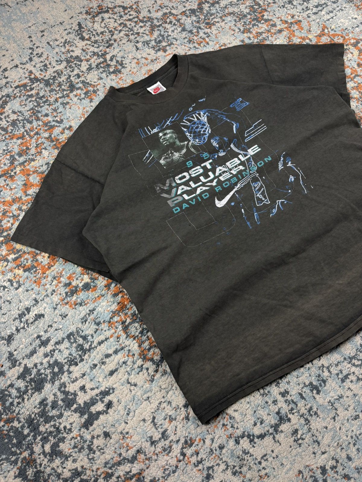 Nike Vintage 1995 Nike David Robinson basketball faded washed tee Size US XXL / EU 58 / 5 - 3 Thumbnail