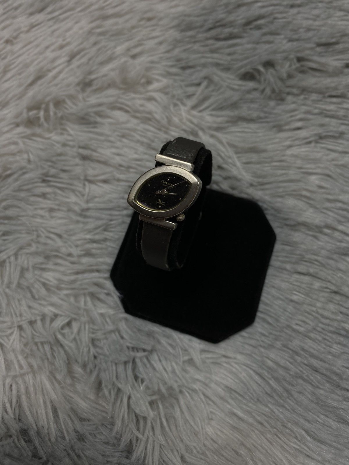 Japanese Brand × Jewelry × Vintage Rare❗️ Omax Black Dial Watch | Japanese Brand Size ONE SIZE - 1 Thumbnail