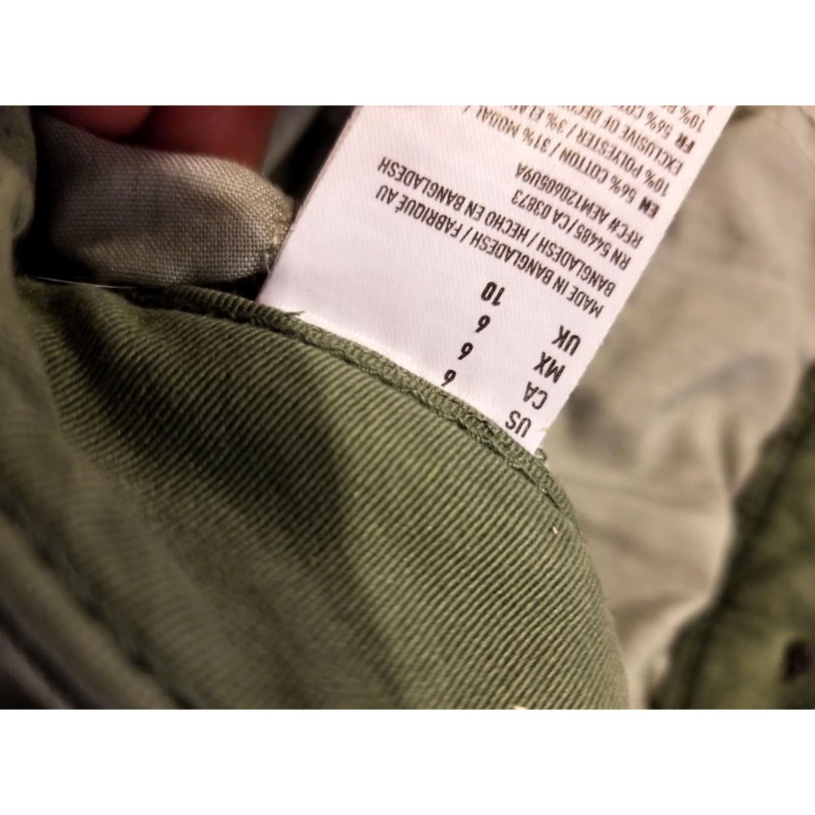American Eagle Outfitters Womens American Eagle Outfitters Khaki Shorts 6 Cotton Chino Stretch Size 28" / US 6 / IT 42 - 4 Thumbnail