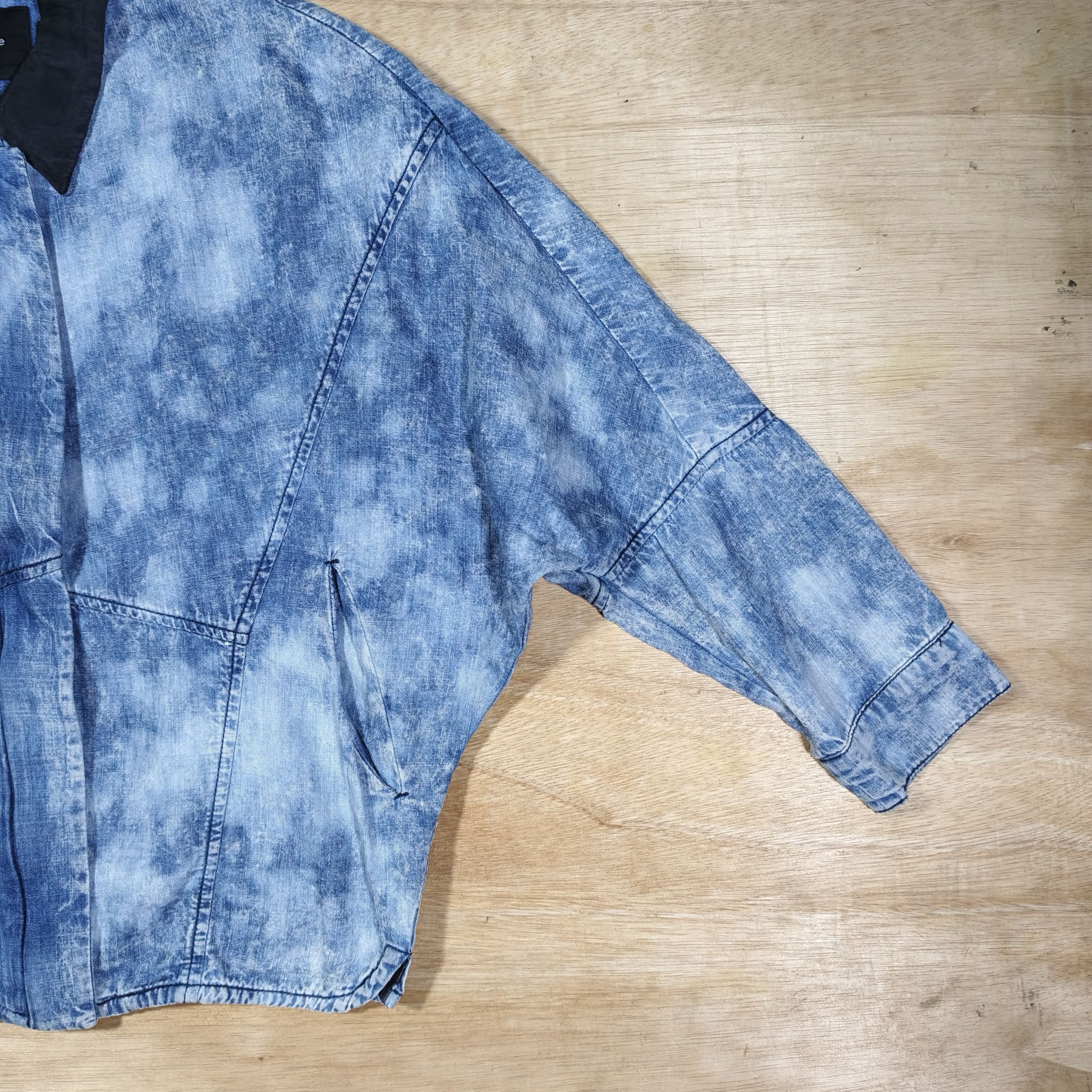 Codes Combine Codes Combine Acid Wash Oversized Batwing Size M / US 6-8 / IT 42-44 - 4 Thumbnail
