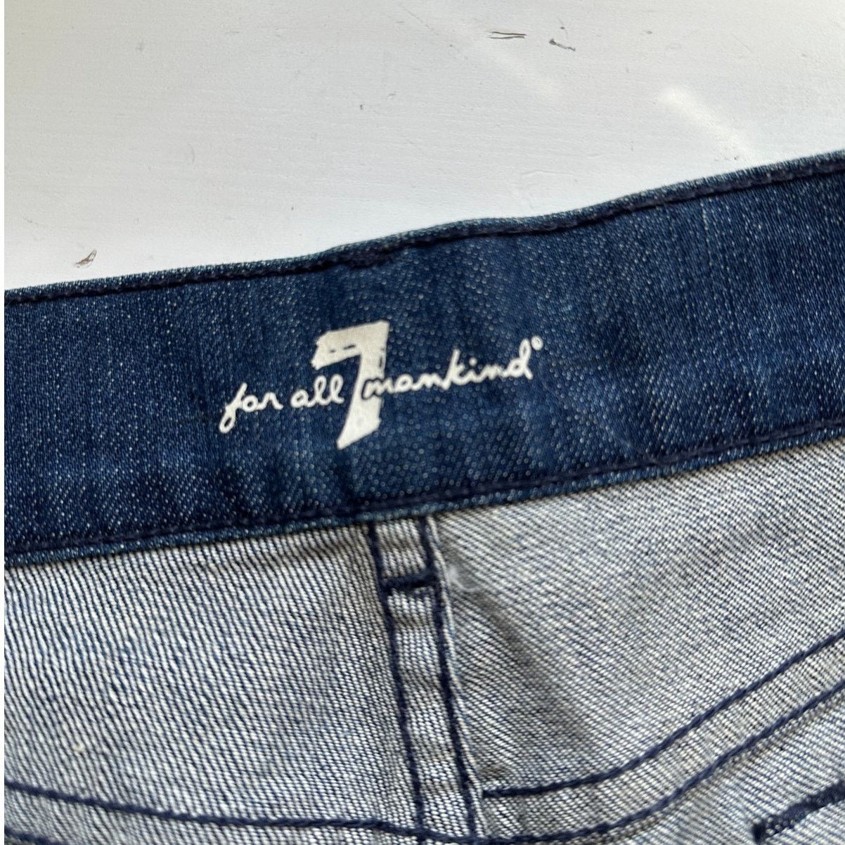 7 For All Mankind 7 For All Mankind Distressed Low Rise Raw Hem Jean Shorts 29 Size 29" - 10 Thumbnail