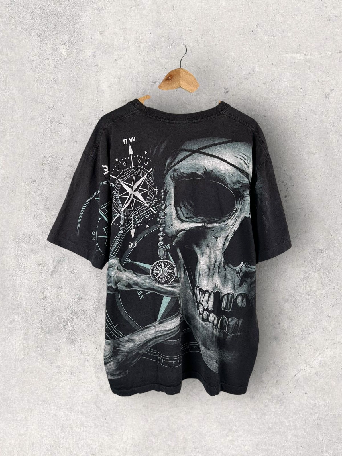 Band Tees Vintage 2000s Skulls Tee Oversized Size US XL / EU 56 / 4 - 1 Thumbnail