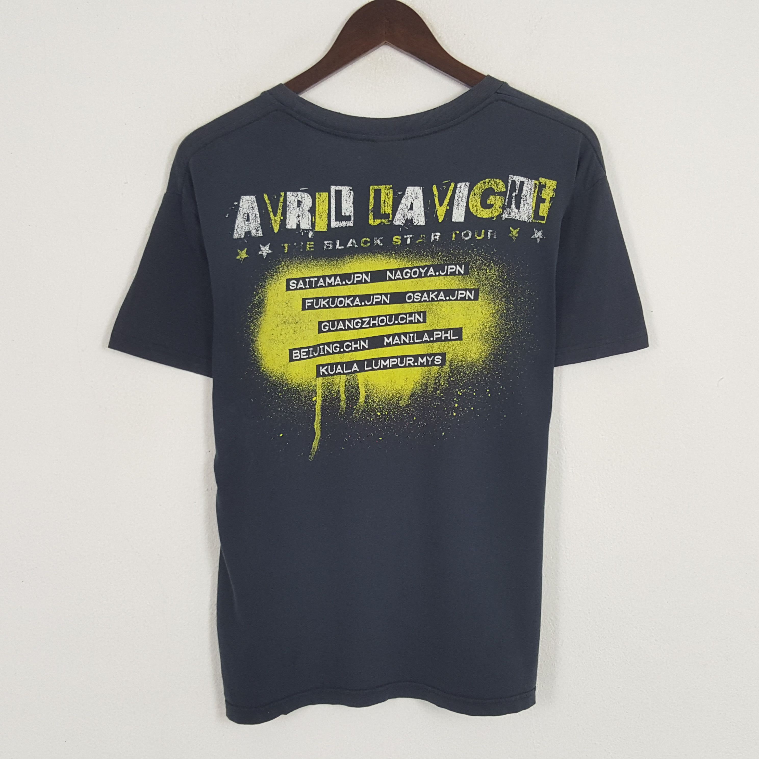 Band Tees × Vintage Vintage Avril Lavigne The Slack Star Tour Tshirt Size US M / EU 48-50 / 2 - 3 Thumbnail