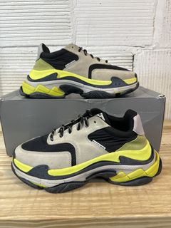 Balenciaga triple s black neon green light on sale grey