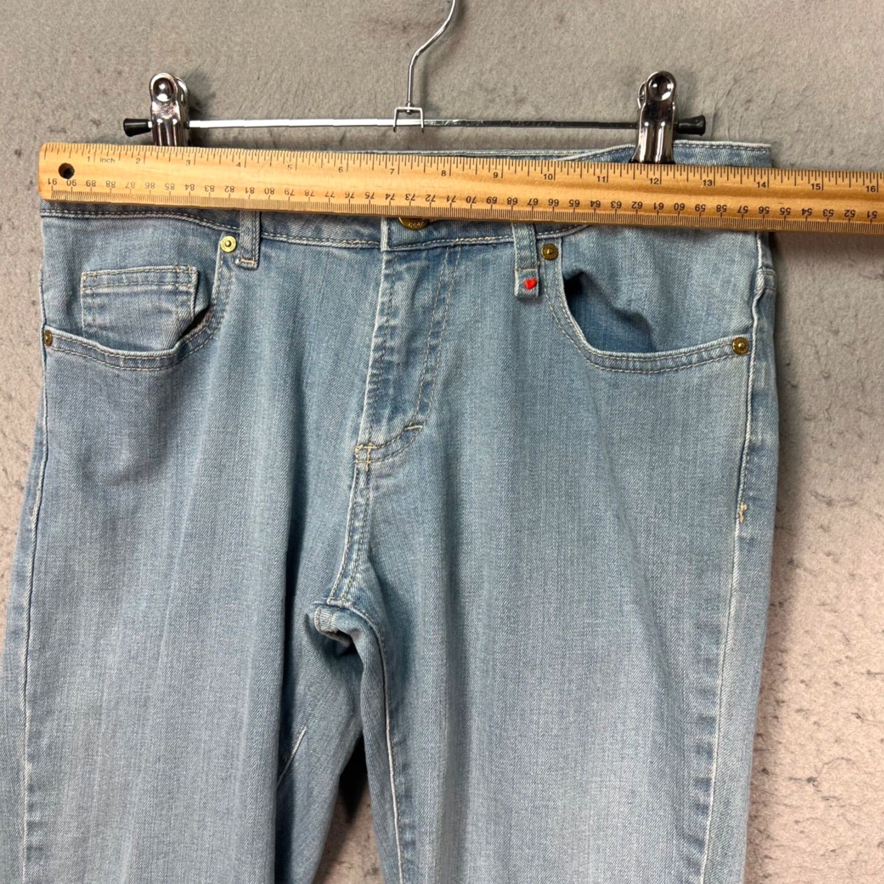 Fiorucci Fiorucci Jeans Skinny Blue Light Wash Stretch 28 Womens Slim 5-Pocket Denim Cotton Elastane Pocket Logo Adult Womens Visual NZ Size 28" / US 6 / IT 42 - 6 Thumbnail