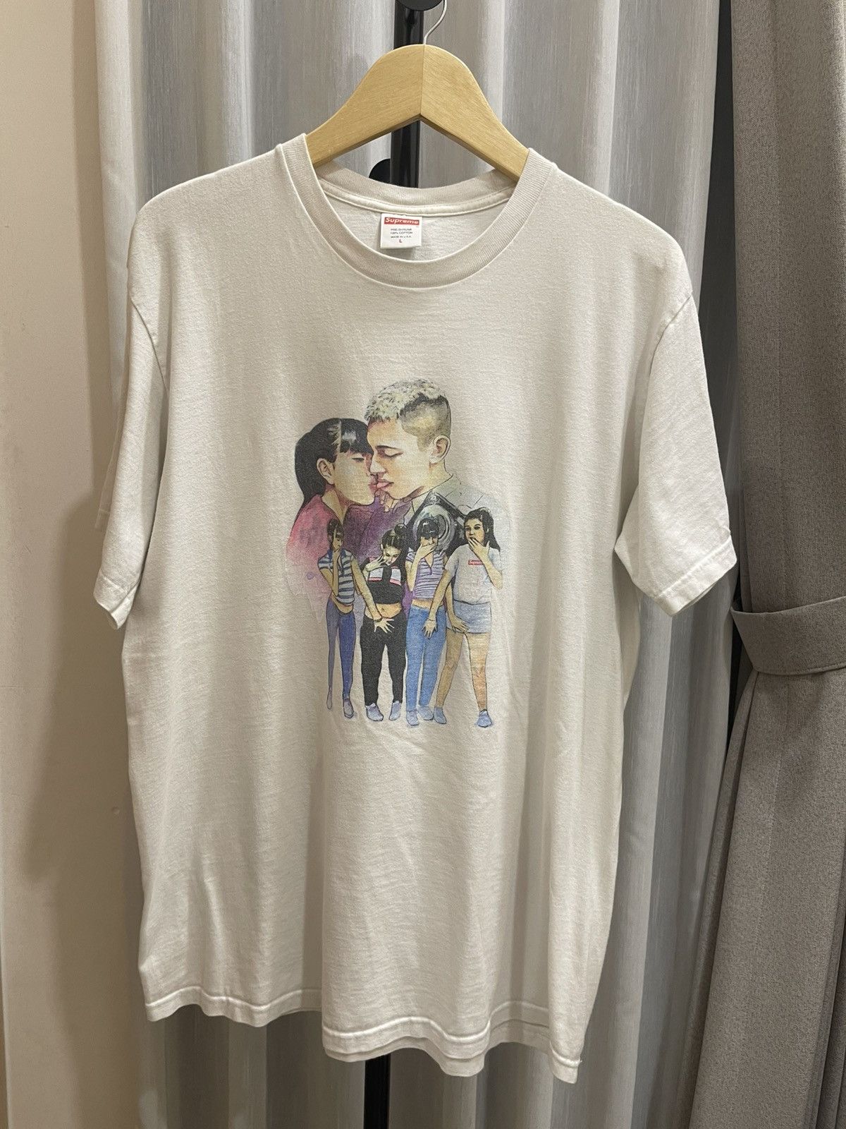 Supreme Supreme Kiss White Tee Size US L / EU 52-54 / 3 - 1 Thumbnail