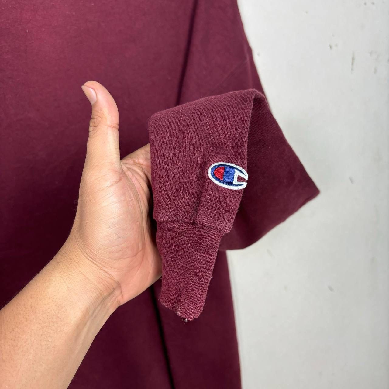 Champion Vintage Champion 90s Maroon Crewneck Sweatshirt XL Oversized Size US XL / EU 56 / 4 - 6 Thumbnail
