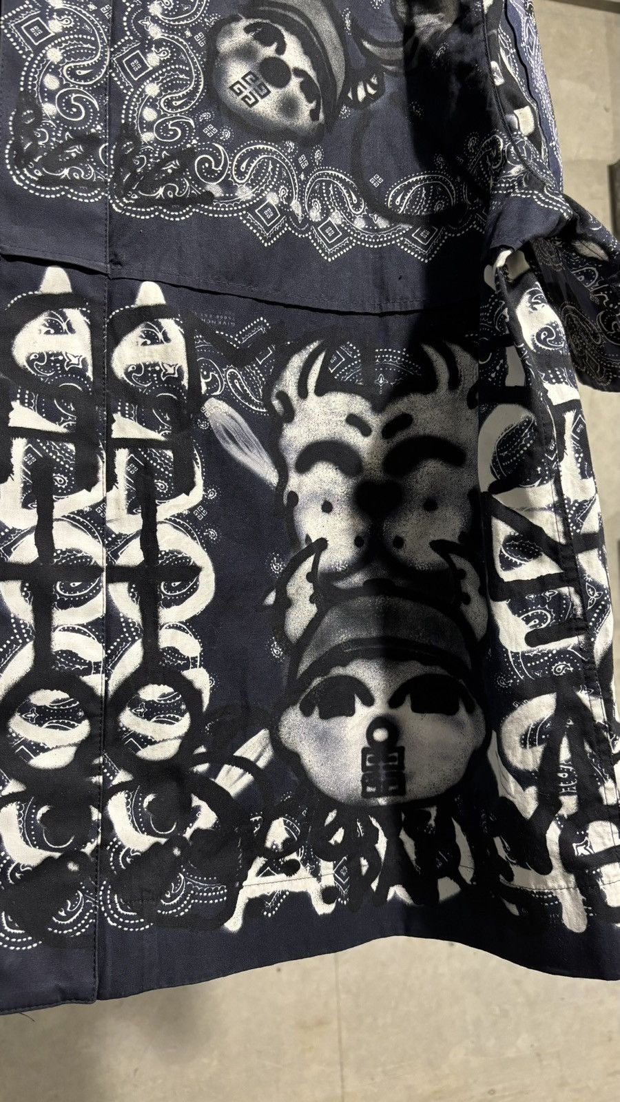 Chito × Givenchy Givenchy Chito Graffiti Bandana Button Up Size US M / EU 48-50 / 2 - 4 Thumbnail